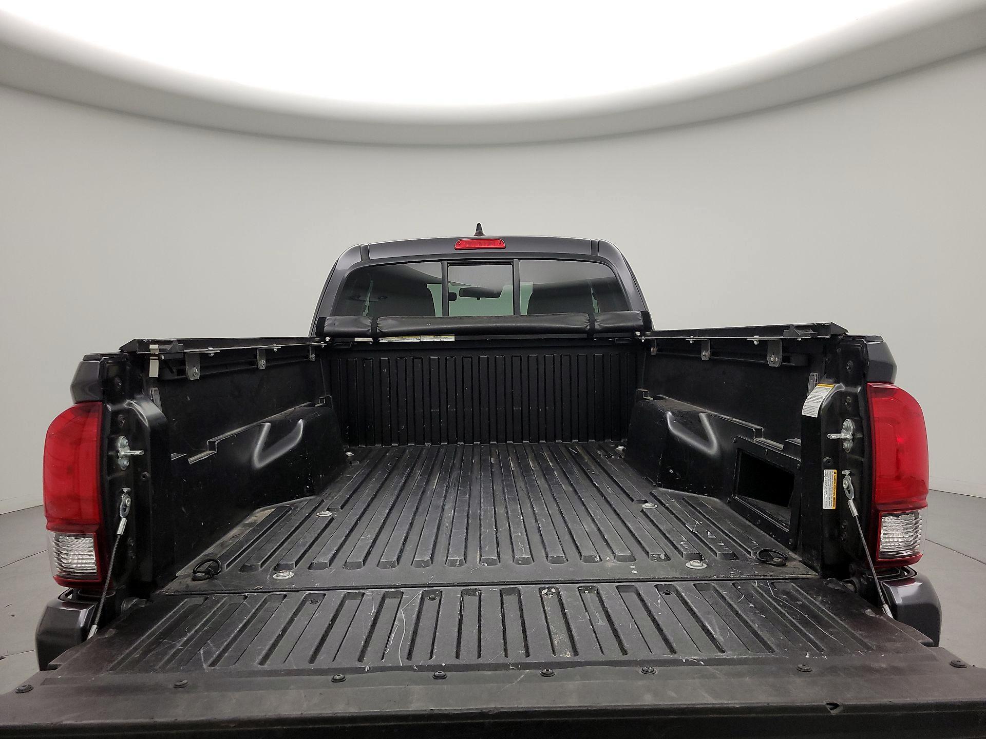 Thumbnail: 2022 Toyota Tacoma - 20