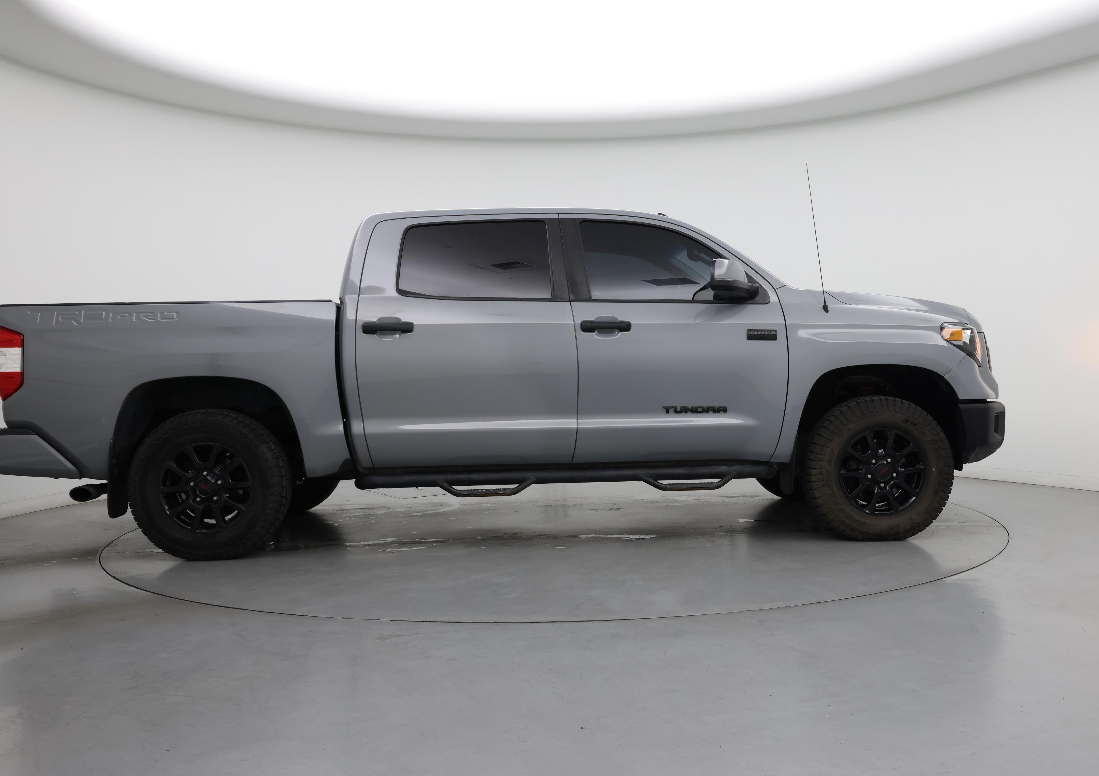 Thumbnail: 2017 Toyota Tundra - 7