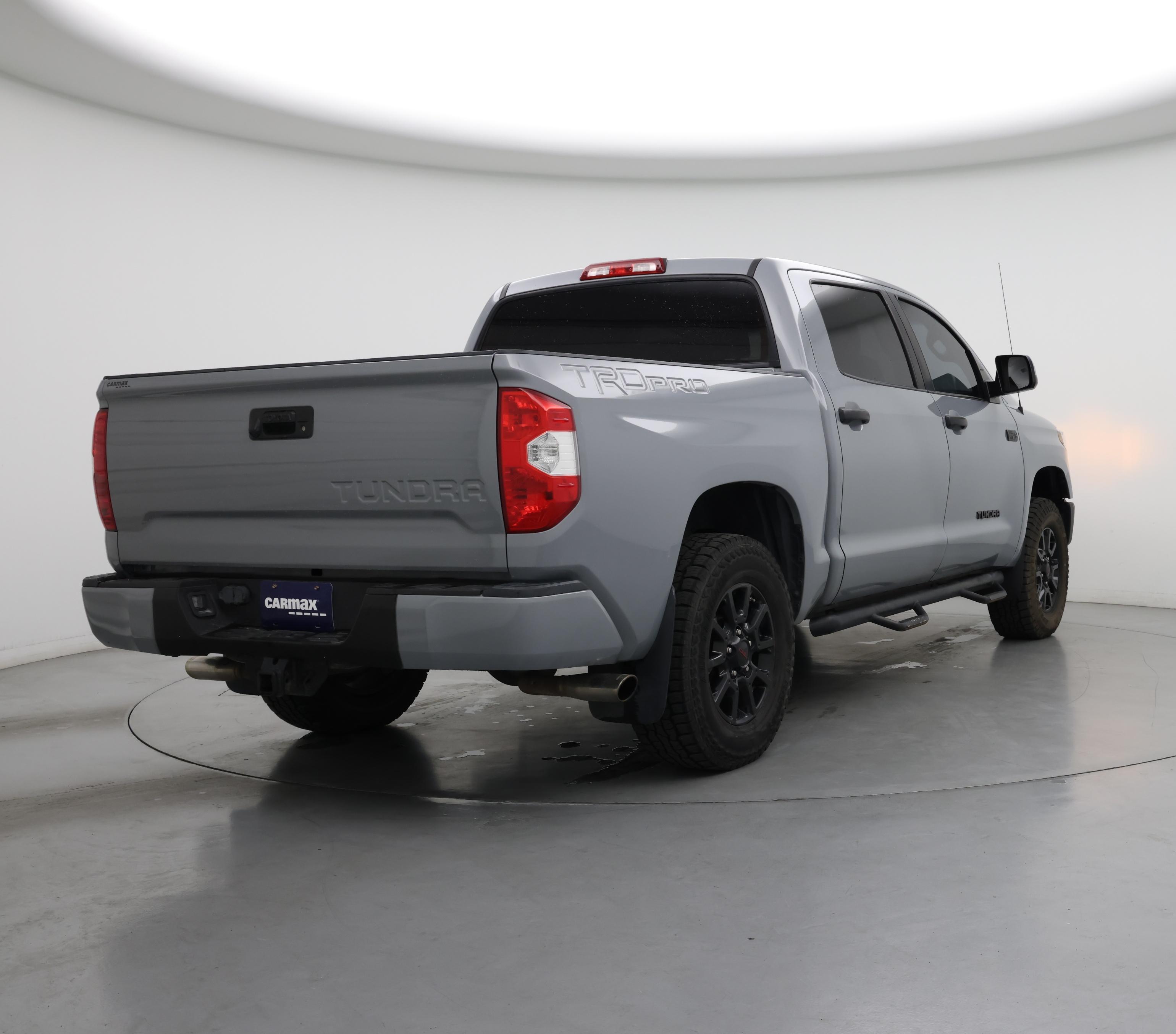 Thumbnail: 2017 Toyota Tundra - 8