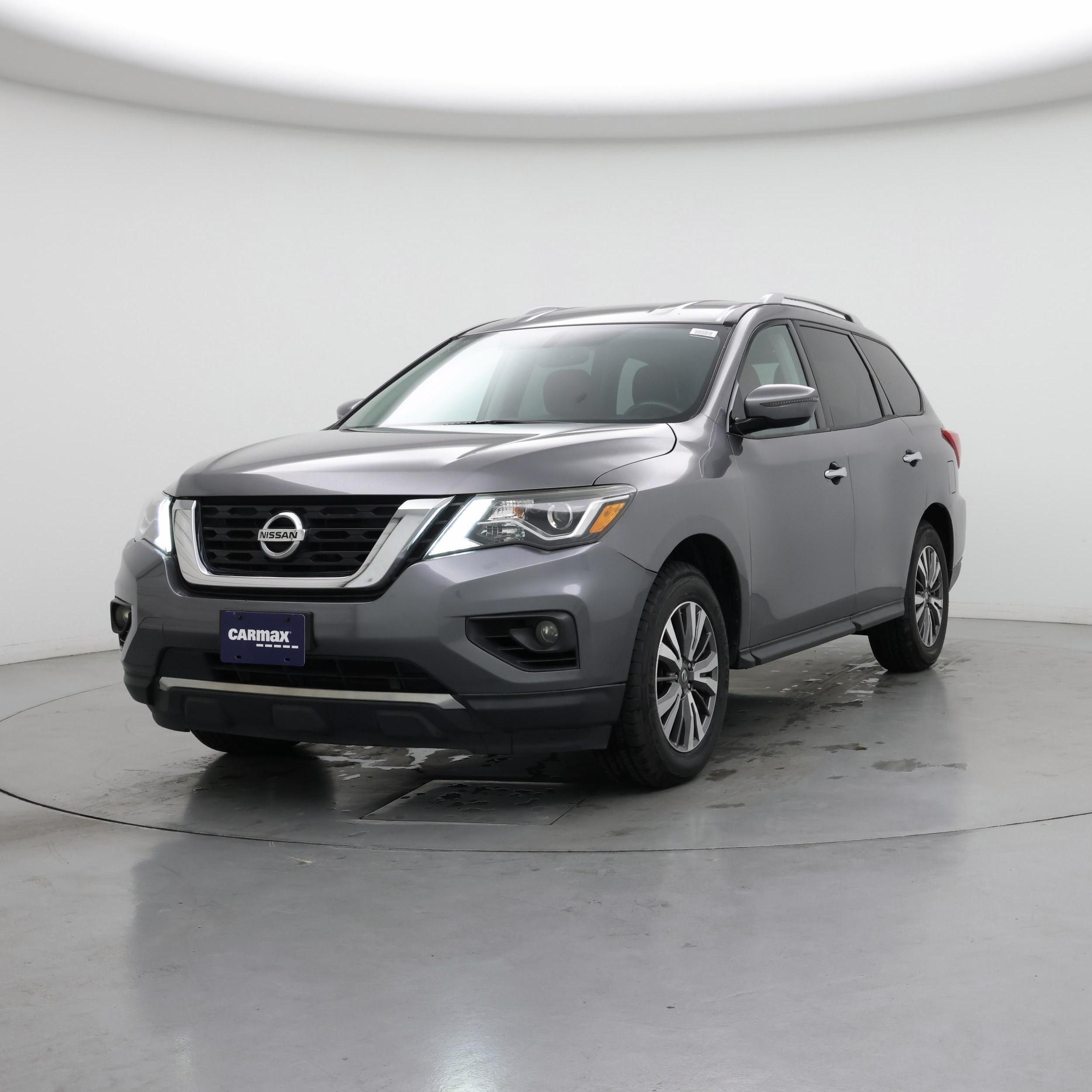 Thumbnail: 2017 Nissan Pathfinder - 4