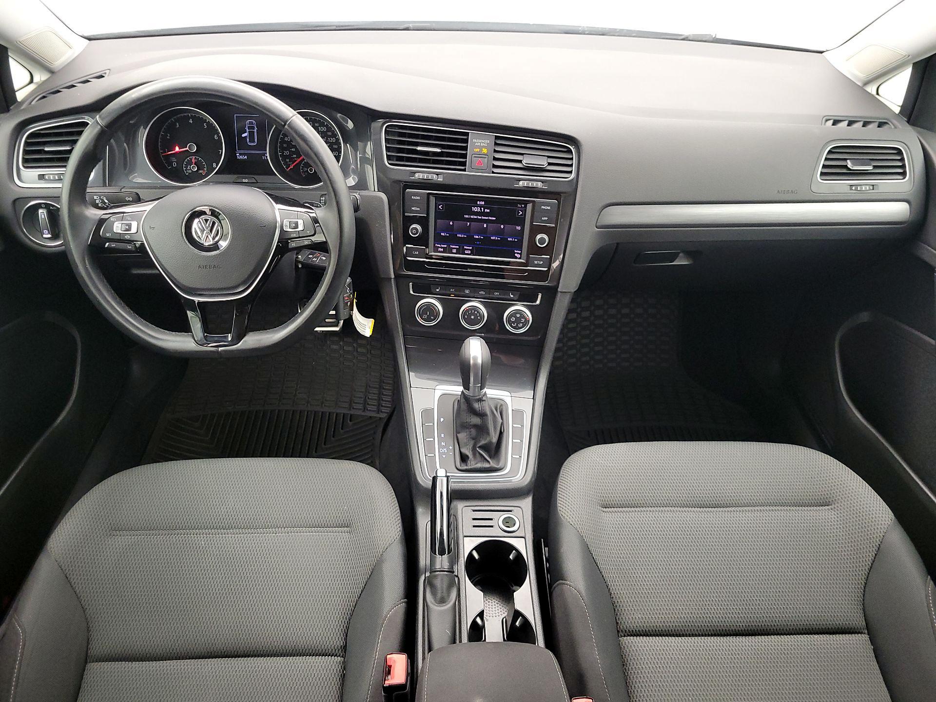Thumbnail: 2019 Volkswagen Golf - 9