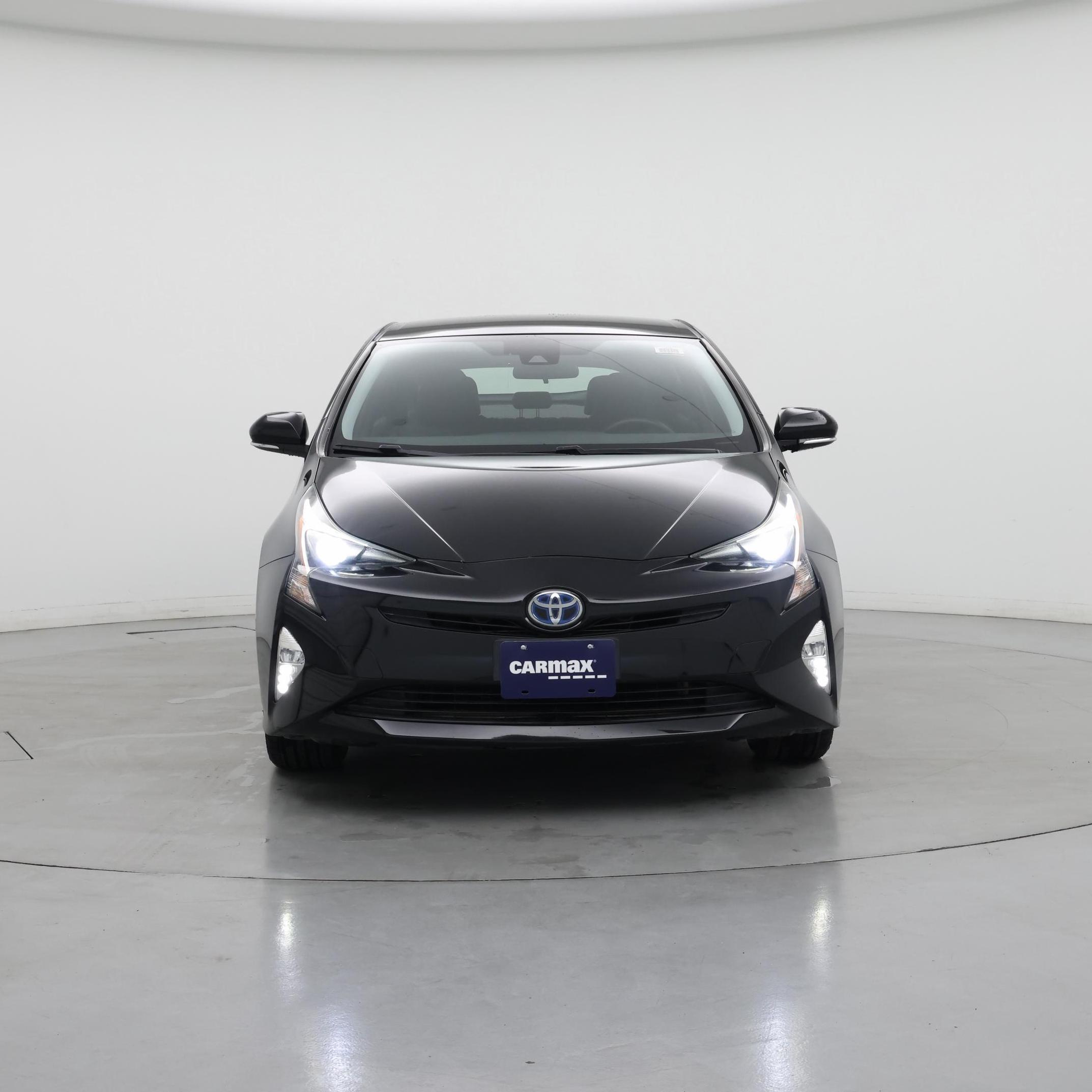 Thumbnail: 2017 Toyota Prius - 5