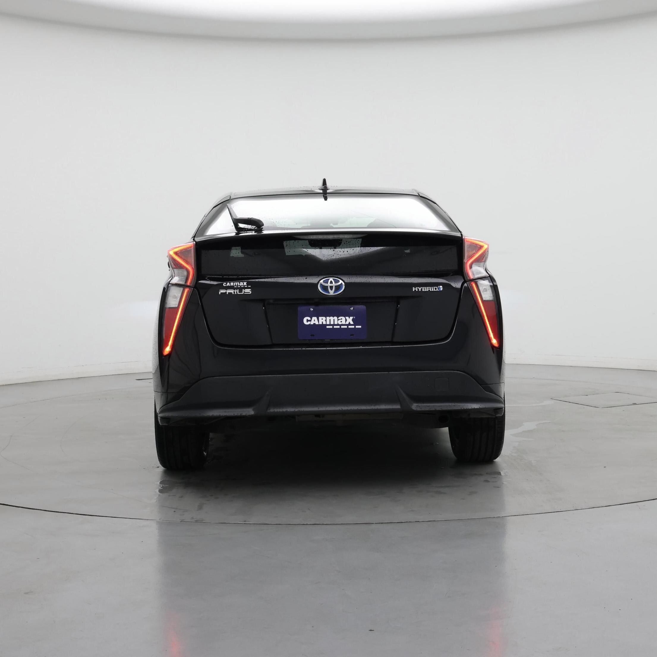 Thumbnail: 2017 Toyota Prius - 6