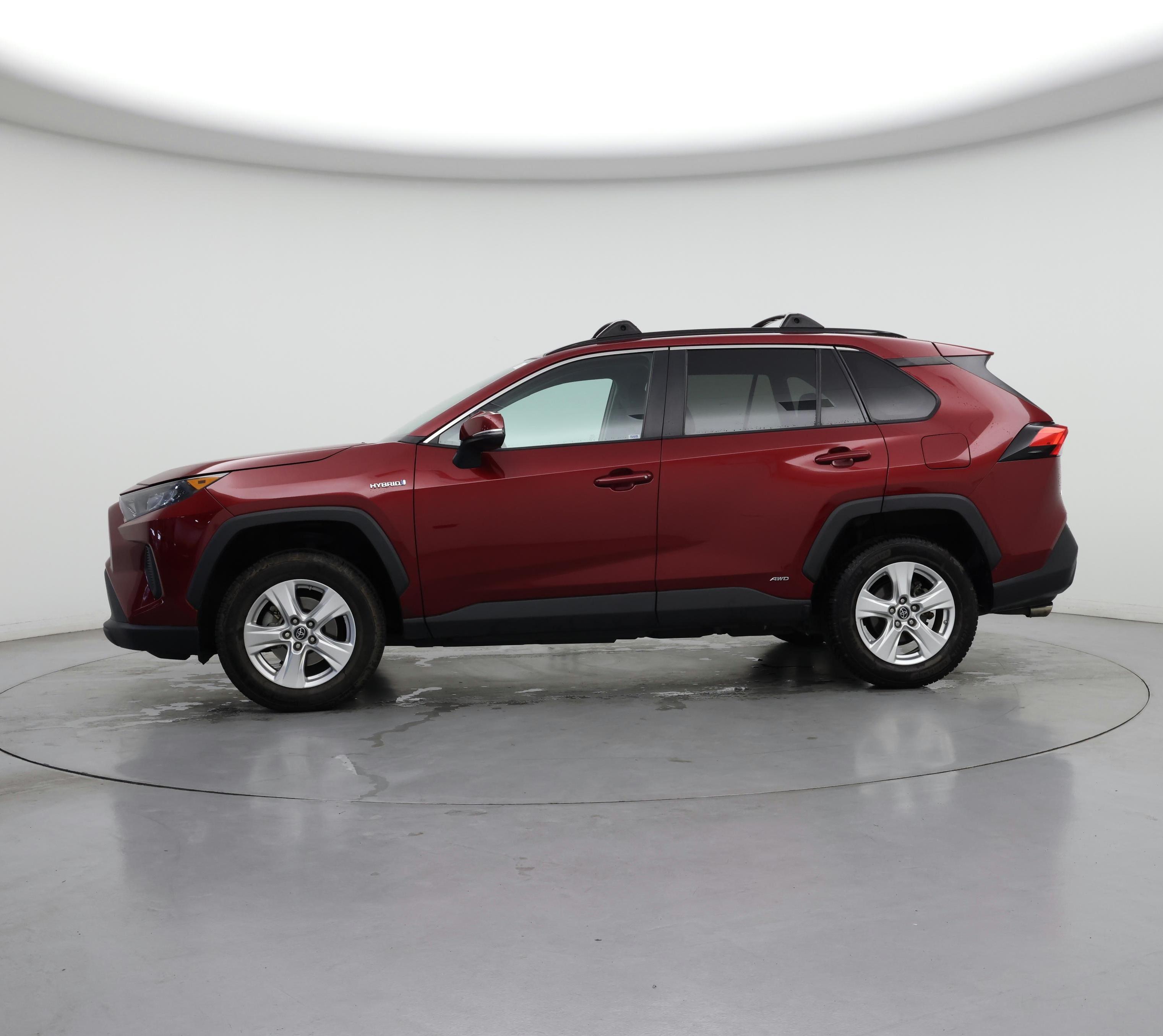Thumbnail: 2020 Toyota RAV4 - 3