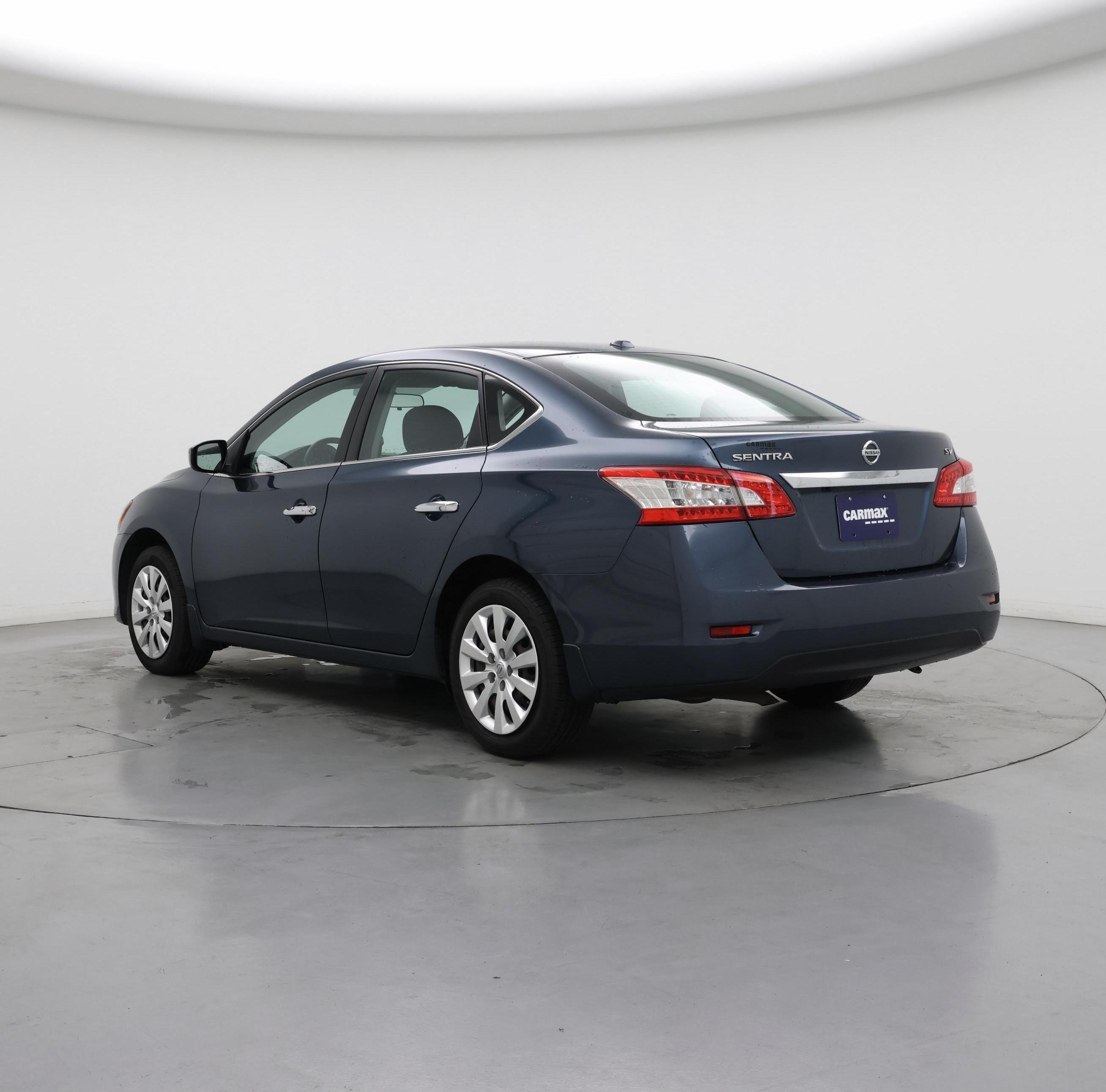 Thumbnail: 2015 Nissan Sentra - 2