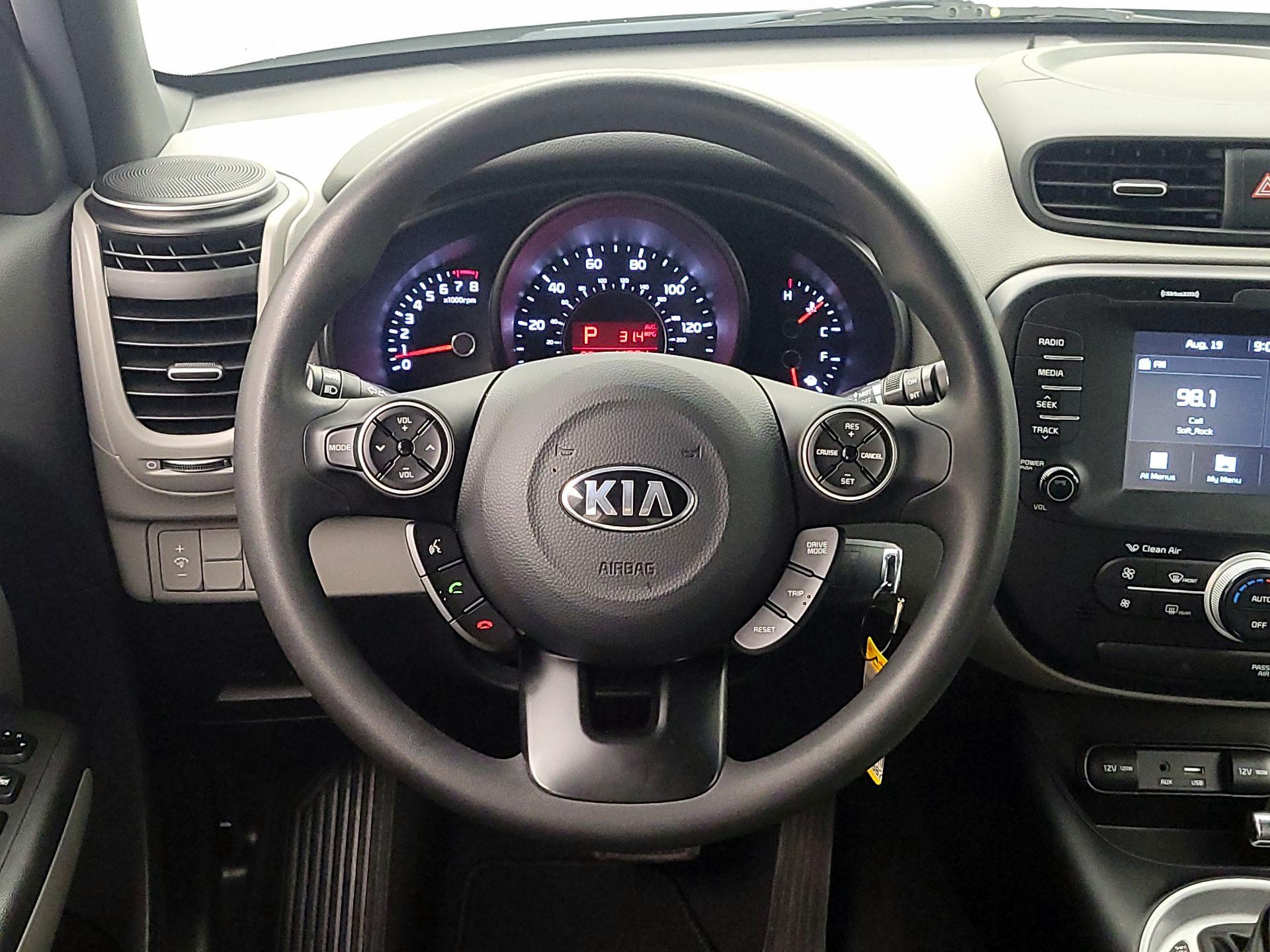 Thumbnail: 2019 Kia Soul - 10