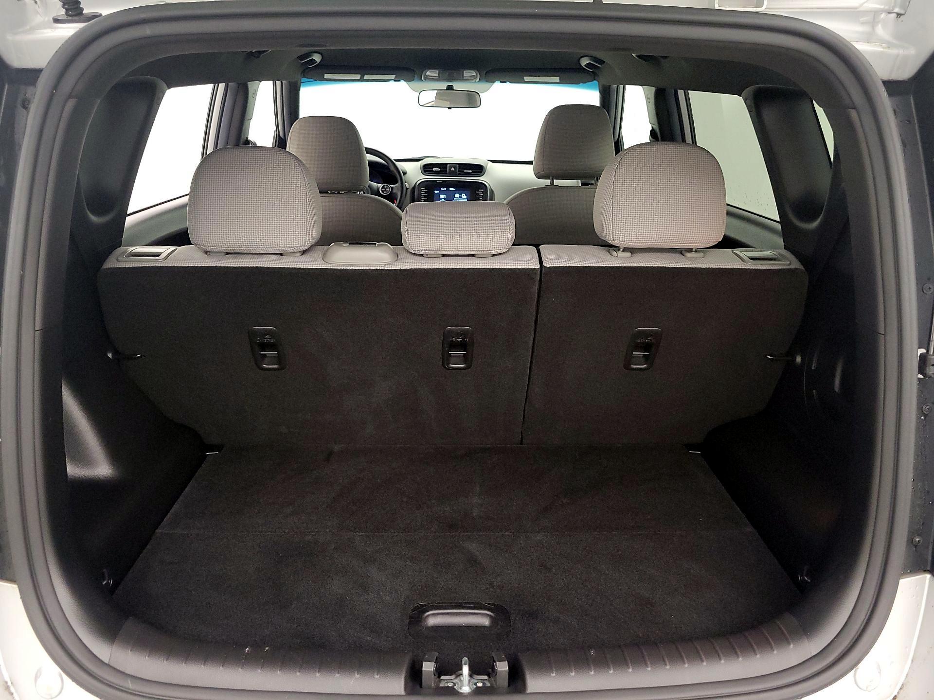 Thumbnail: 2019 Kia Soul - 20