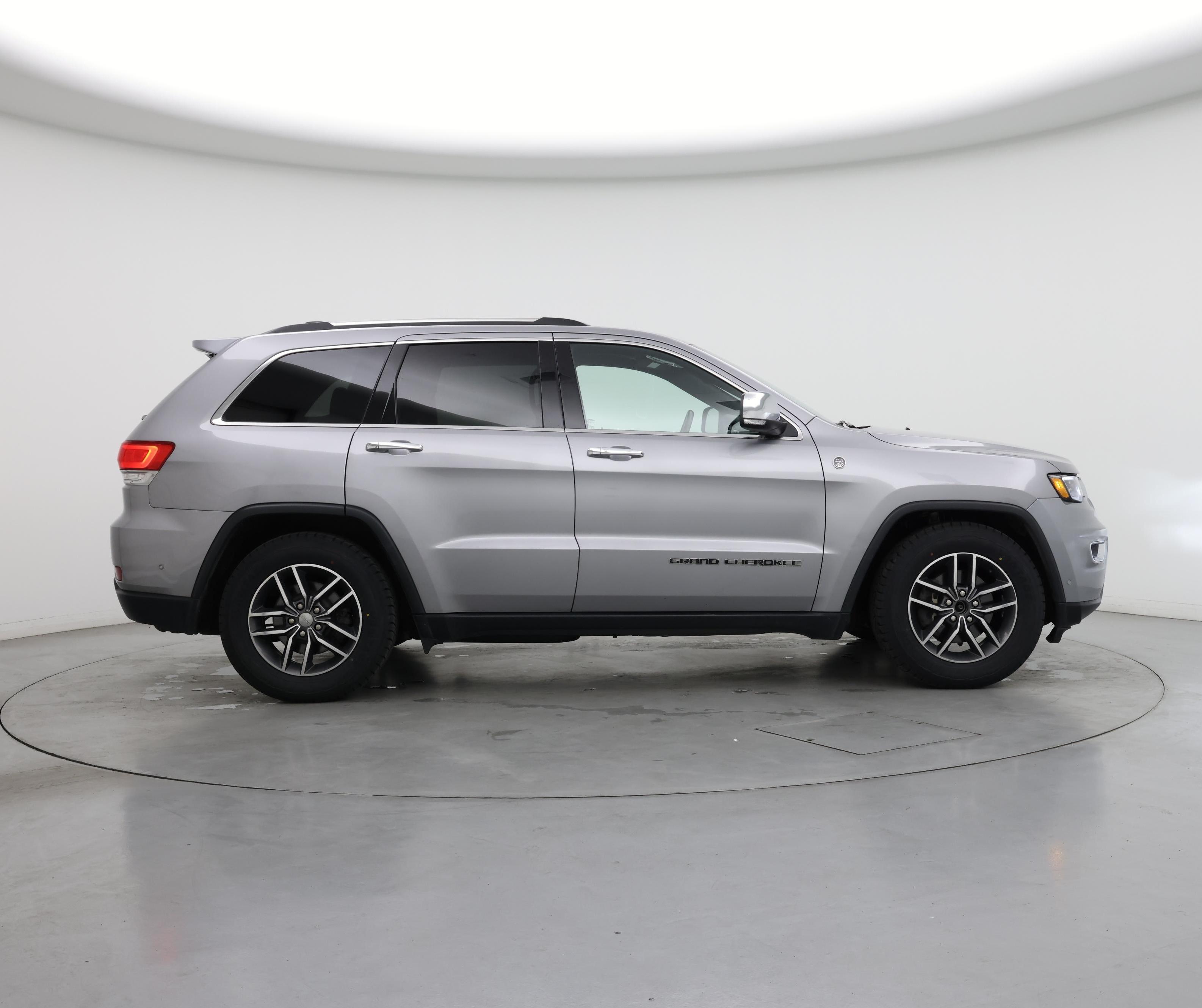 Thumbnail: 2018 Jeep Grand Cherokee - 7