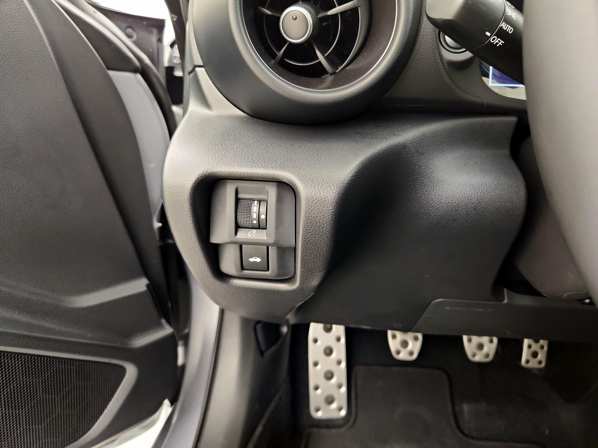 Thumbnail: 2023 Toyota GR86 - 13