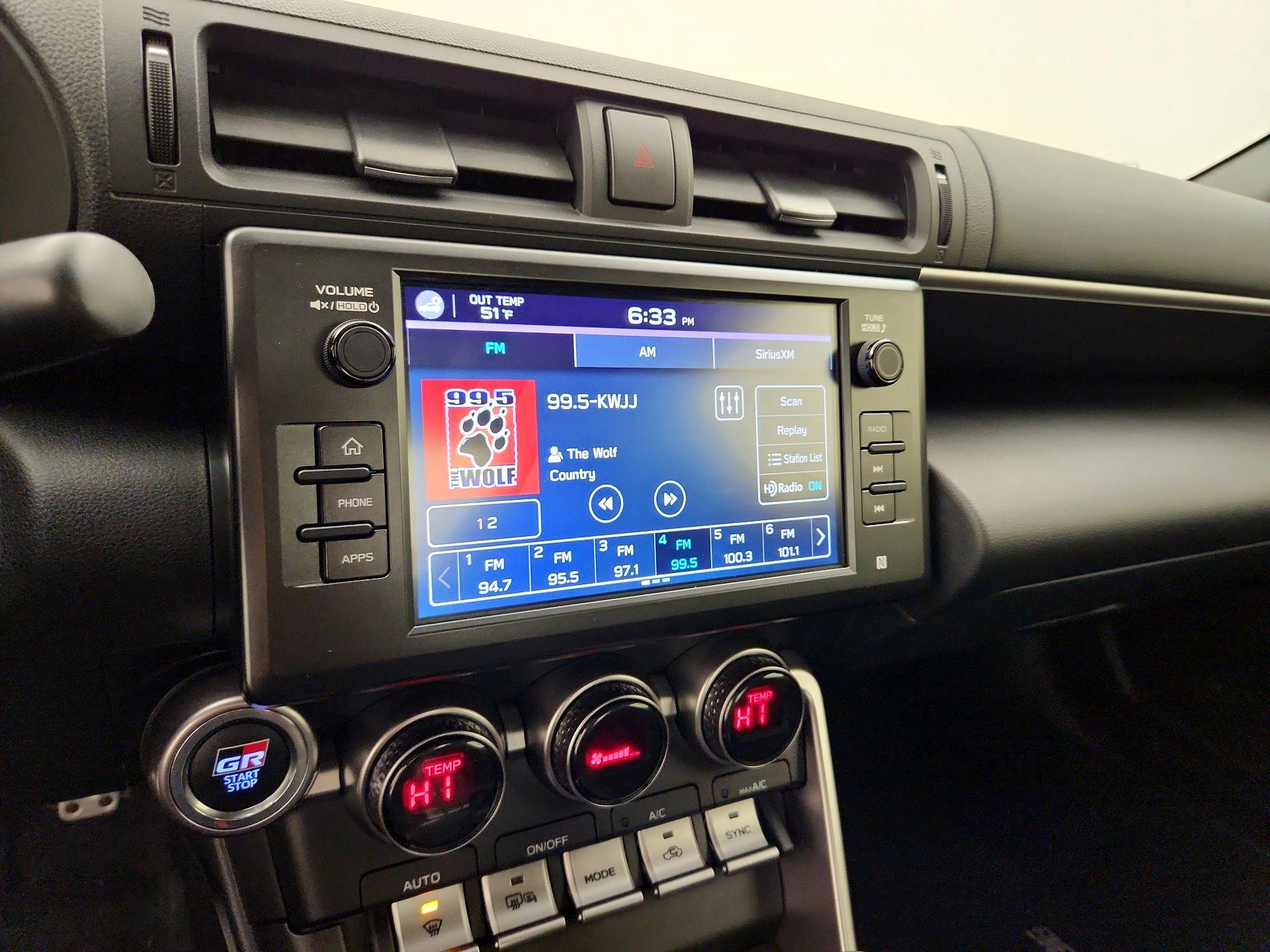 Thumbnail: 2023 Toyota GR86 - 15