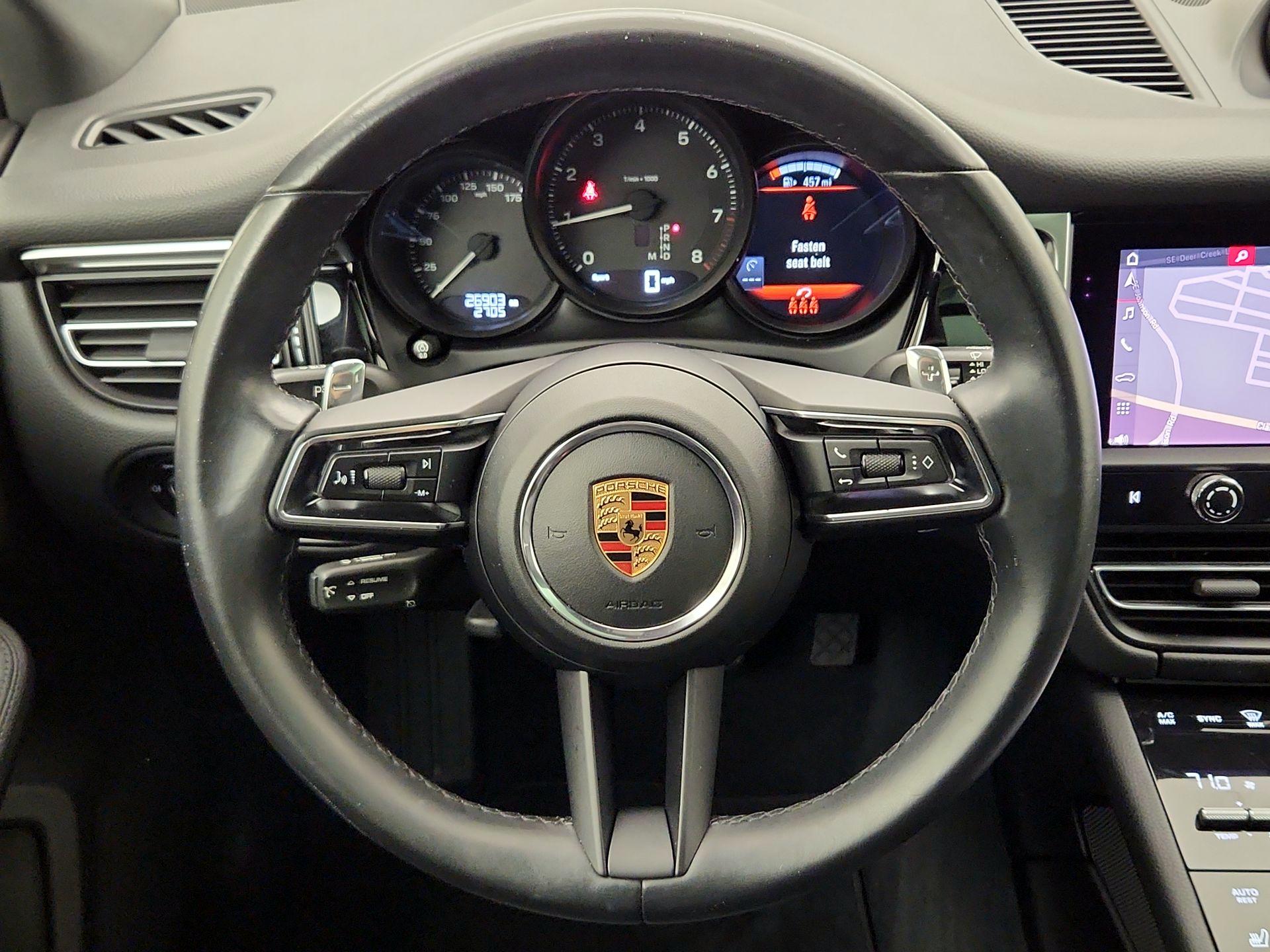 Thumbnail: 2022 Porsche Macan - 10