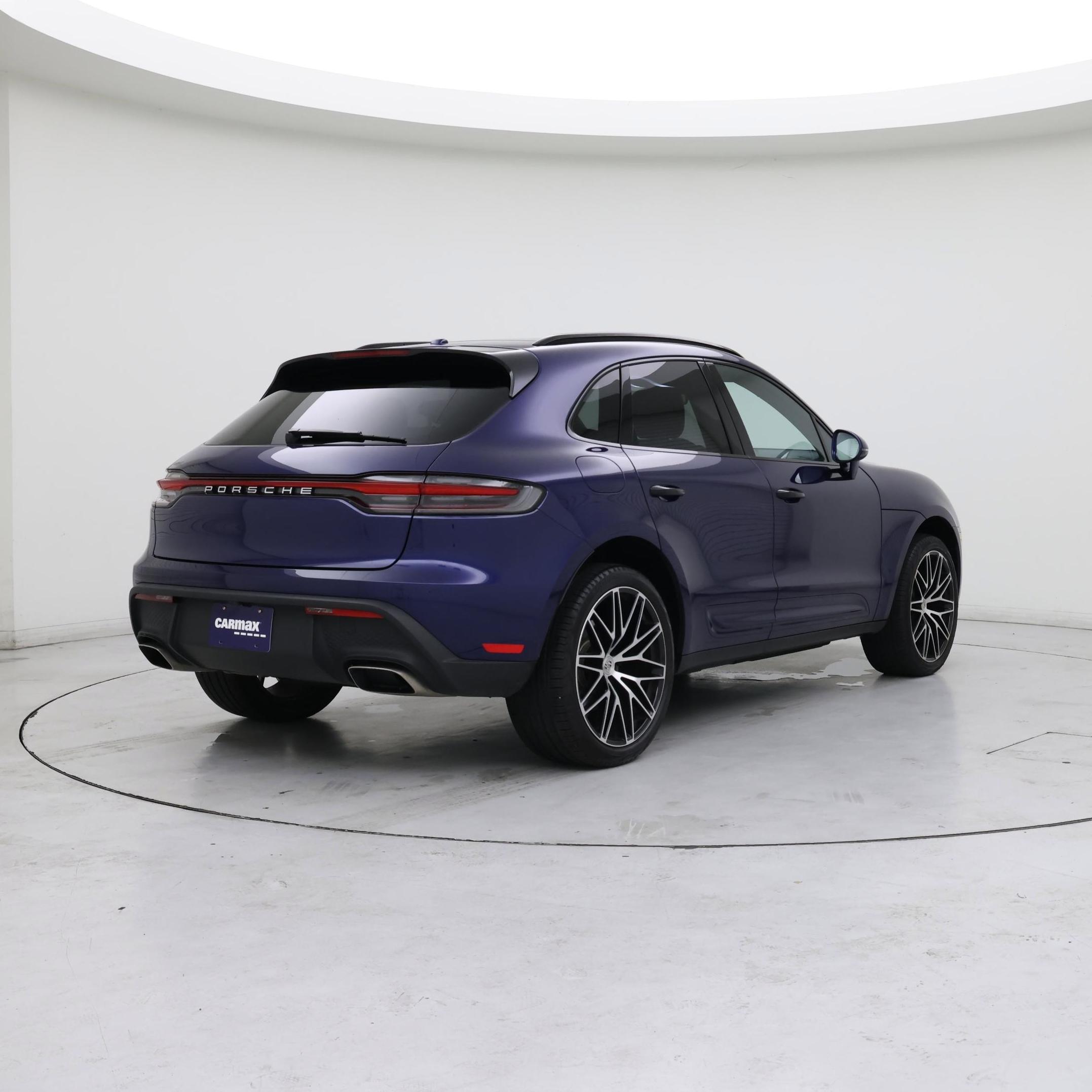 Thumbnail: 2022 Porsche Macan - 8