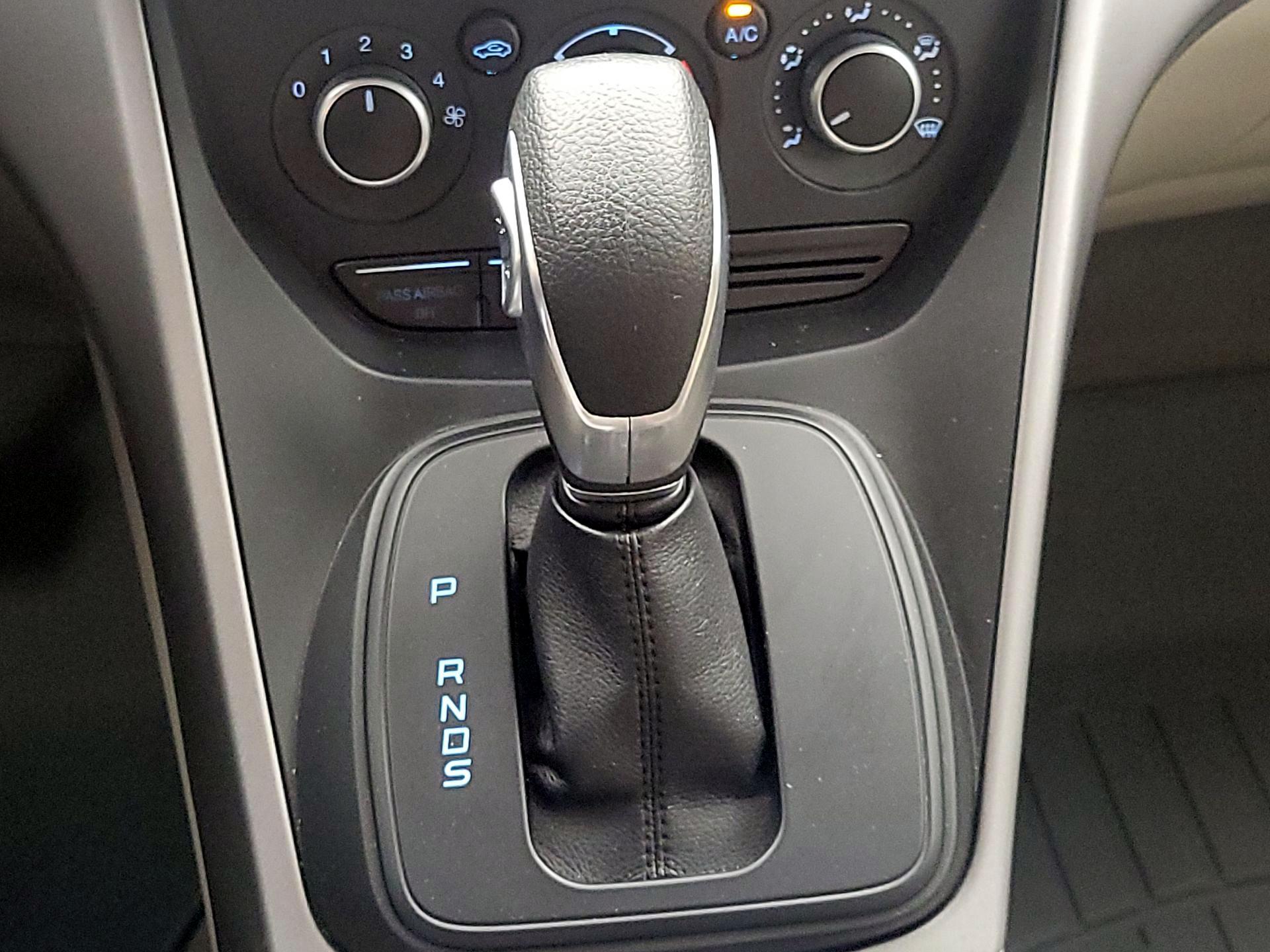 Thumbnail: 2014 Ford Escape - 17