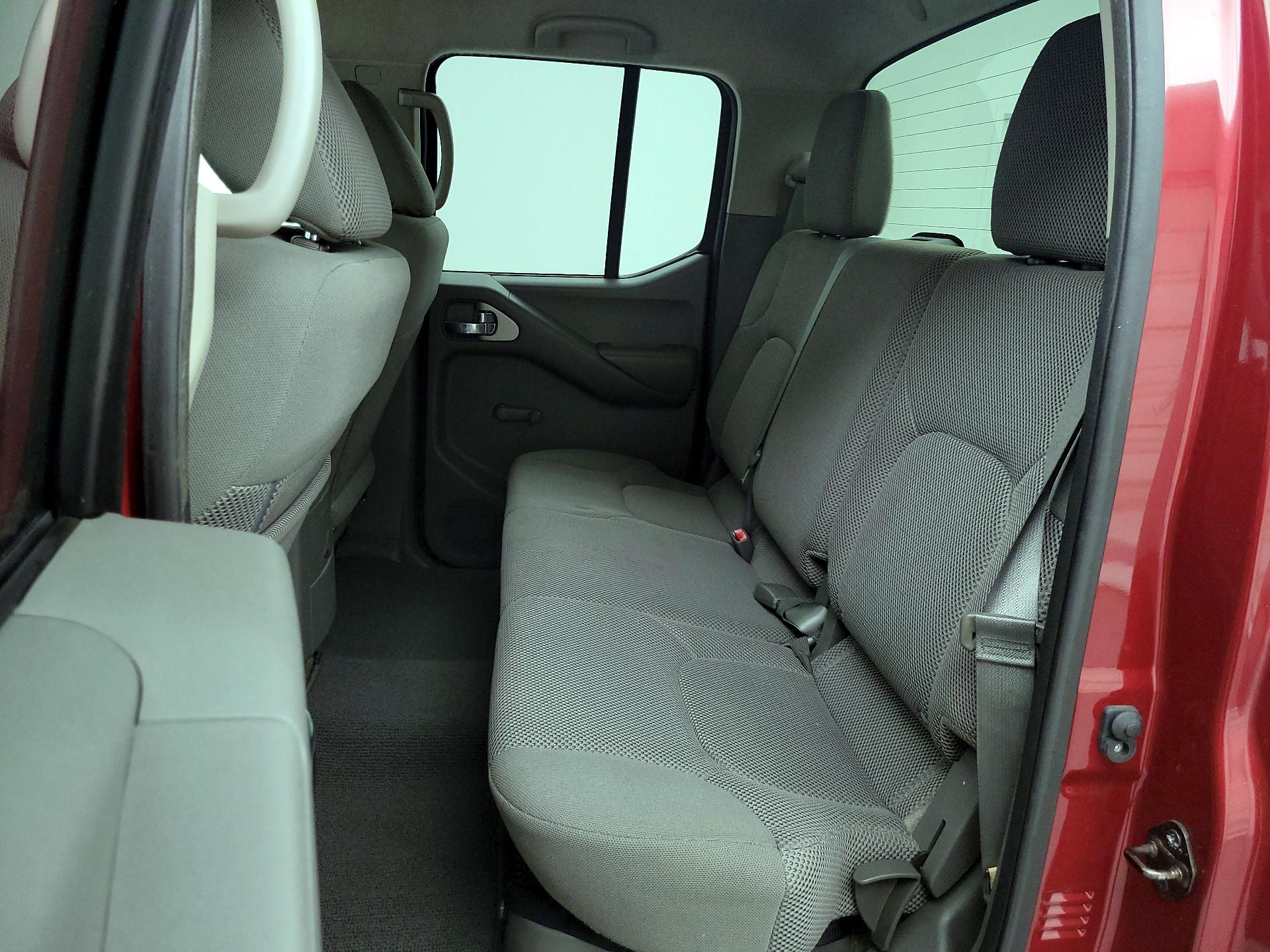Thumbnail: 2016 Nissan Frontier - 18