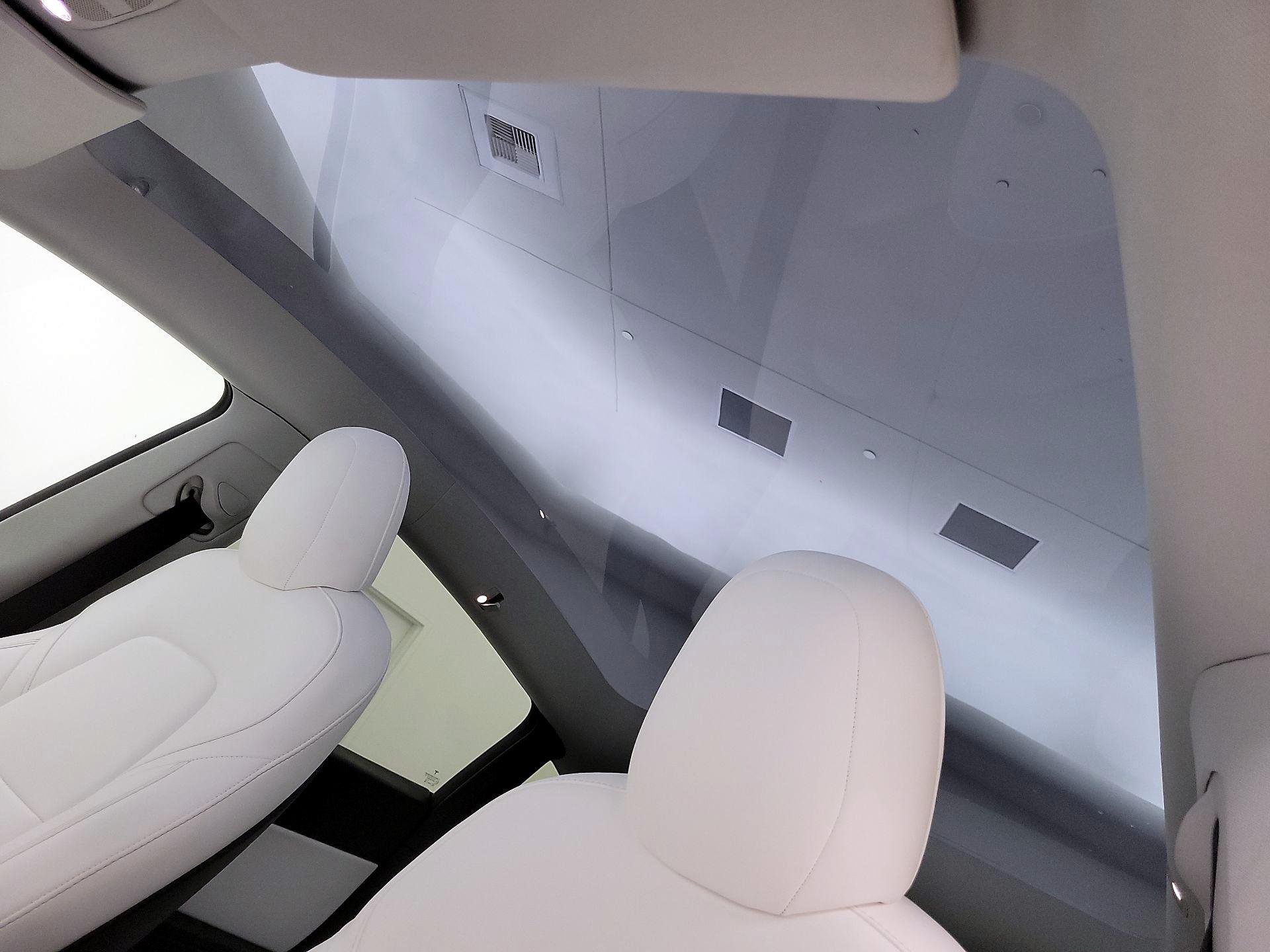 Thumbnail: 2021 Tesla Model Y - 19