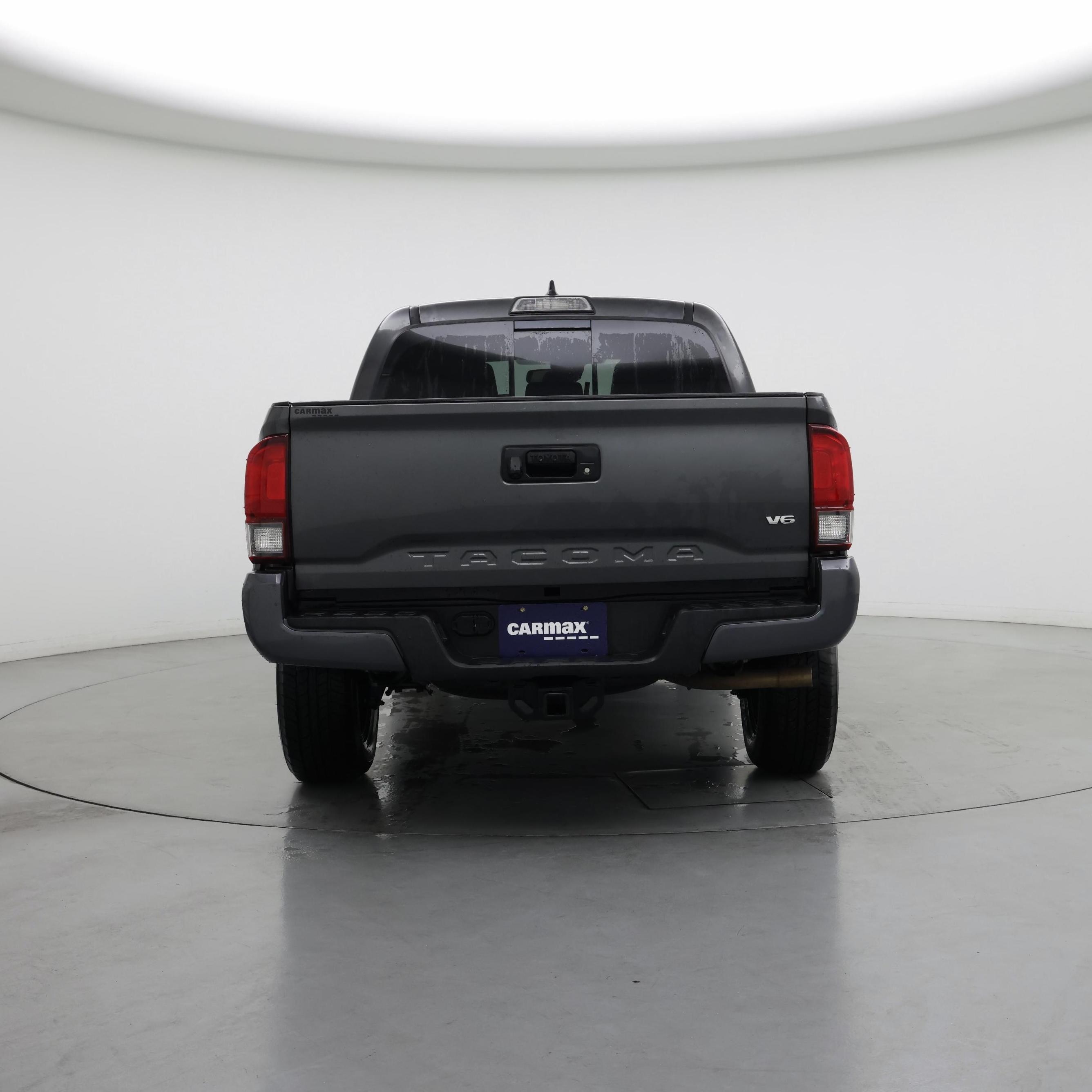Thumbnail: 2018 Toyota Tacoma - 6