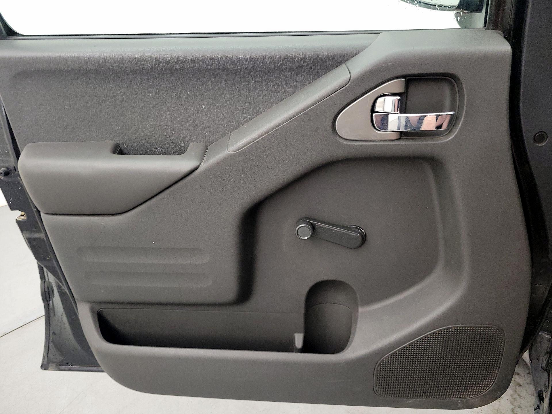 Thumbnail: 2018 Nissan Frontier - 12