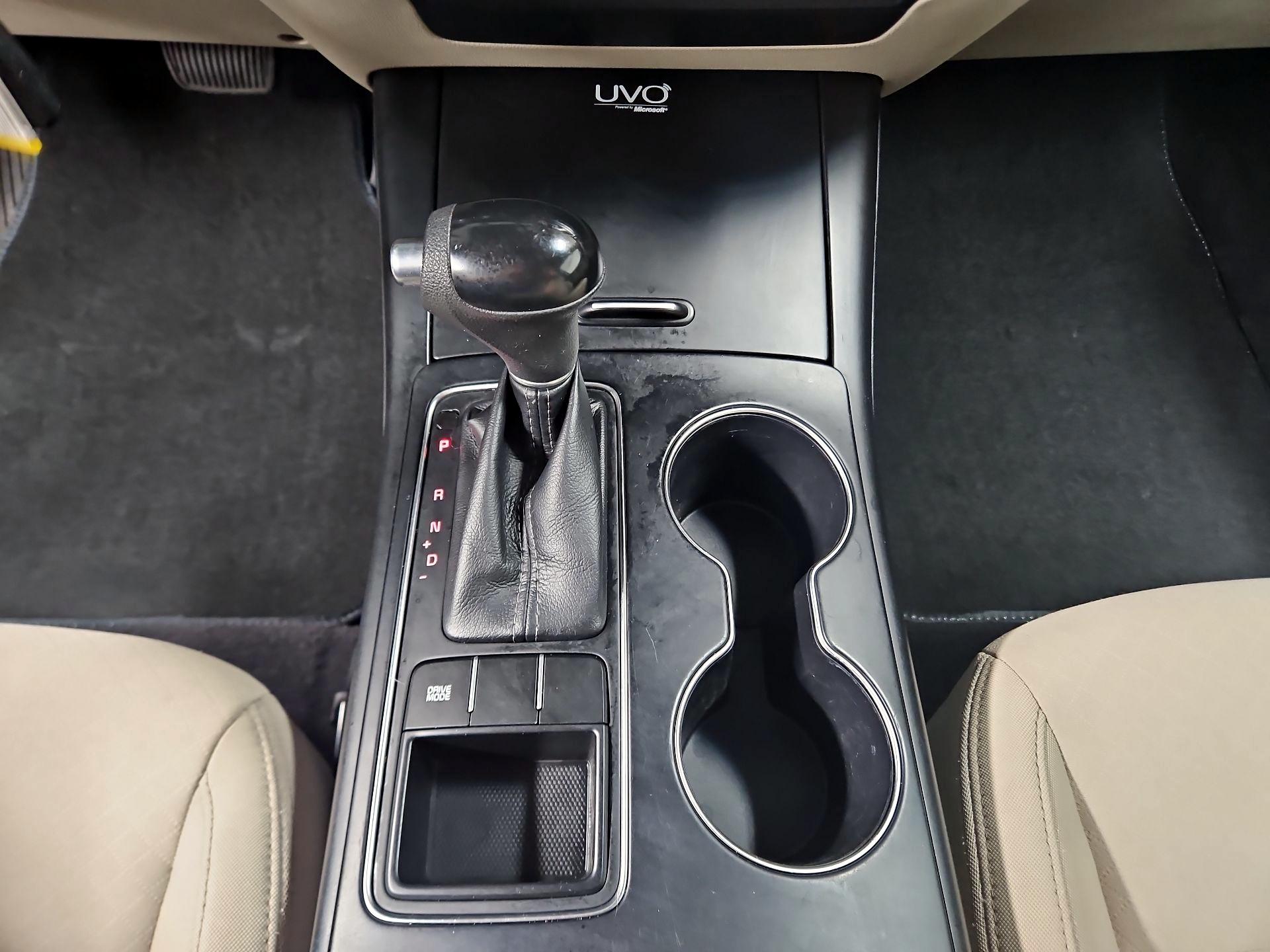 Thumbnail: 2016 Kia Sorento - 17