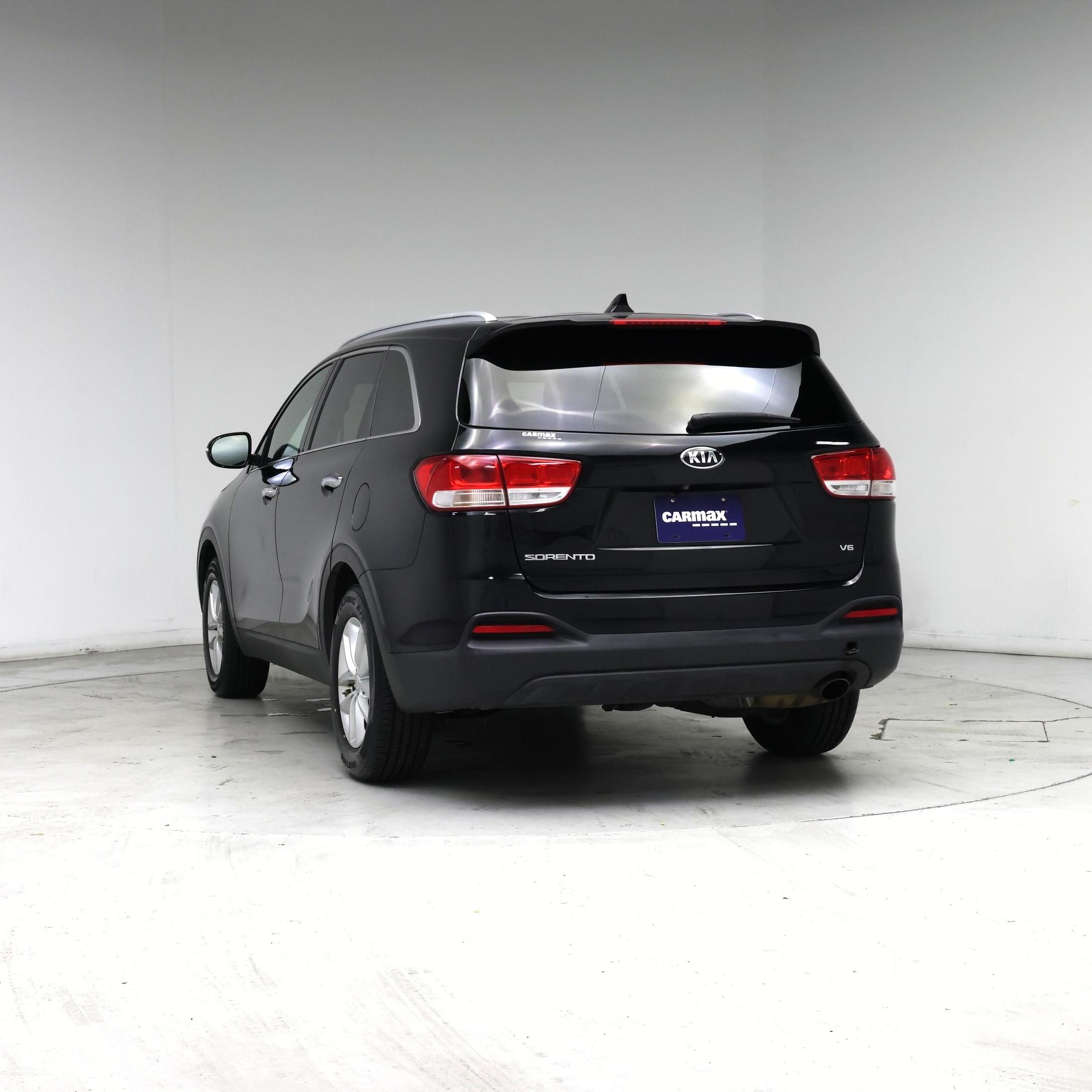 Thumbnail: 2016 Kia Sorento - 6