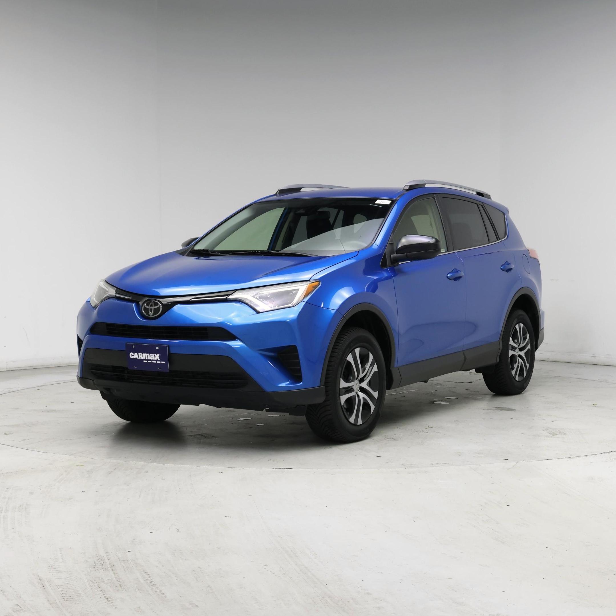 Thumbnail: 2018 Toyota RAV4 - 4