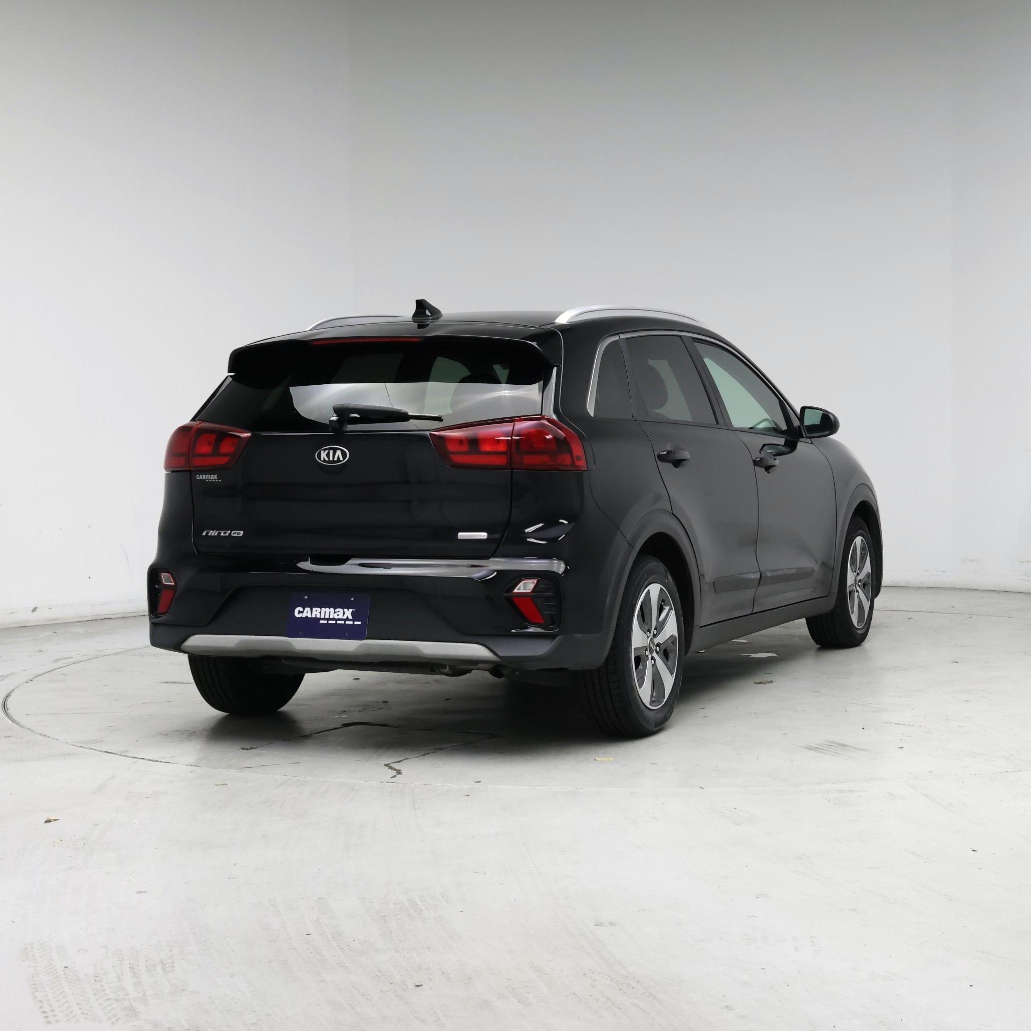 Thumbnail: 2020 Kia Niro - 8