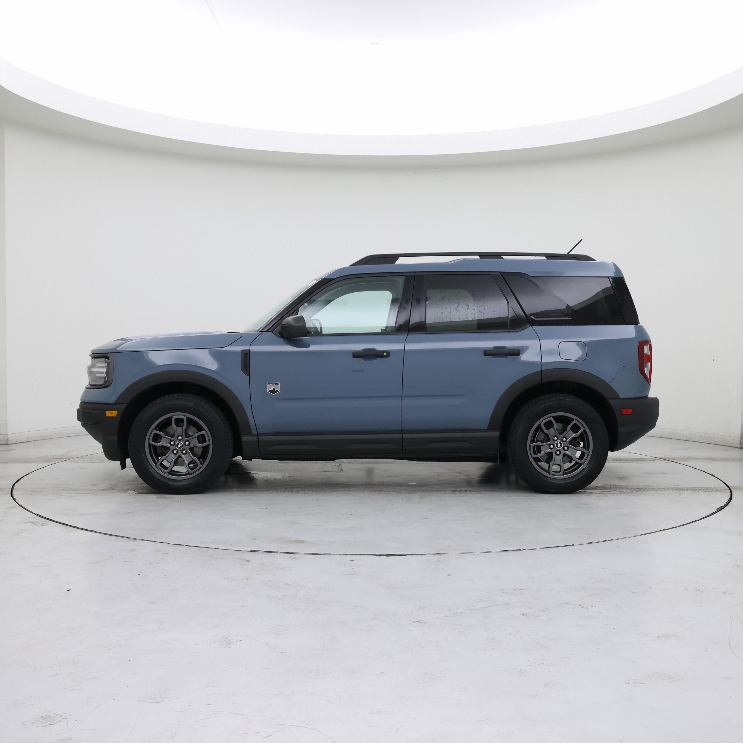 Thumbnail: 2022 Ford Bronco Sport - 3