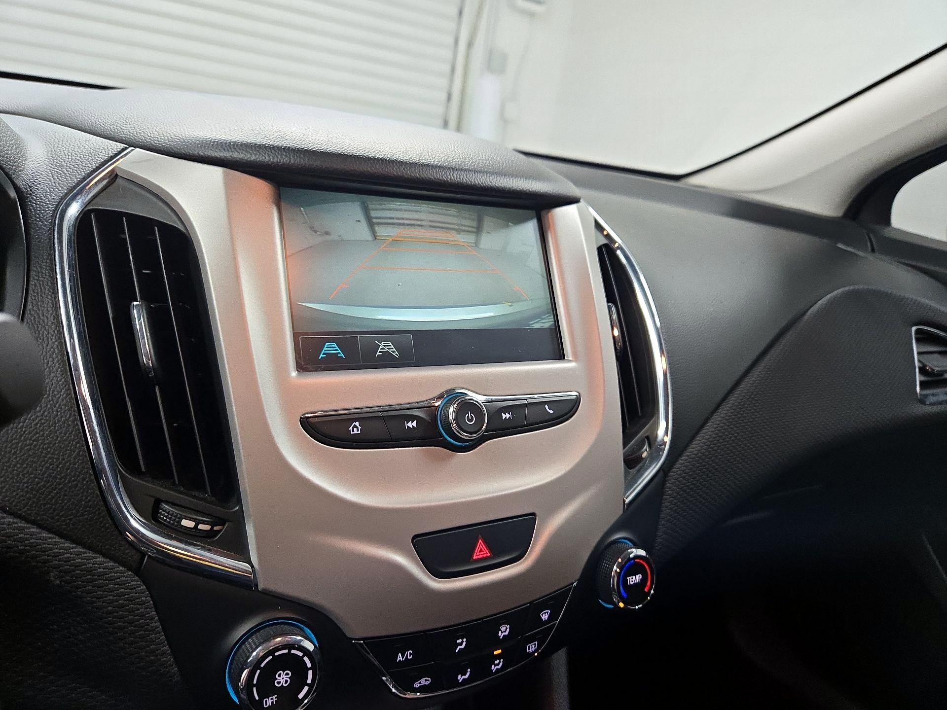 Thumbnail: 2016 Chevrolet Cruze - 14