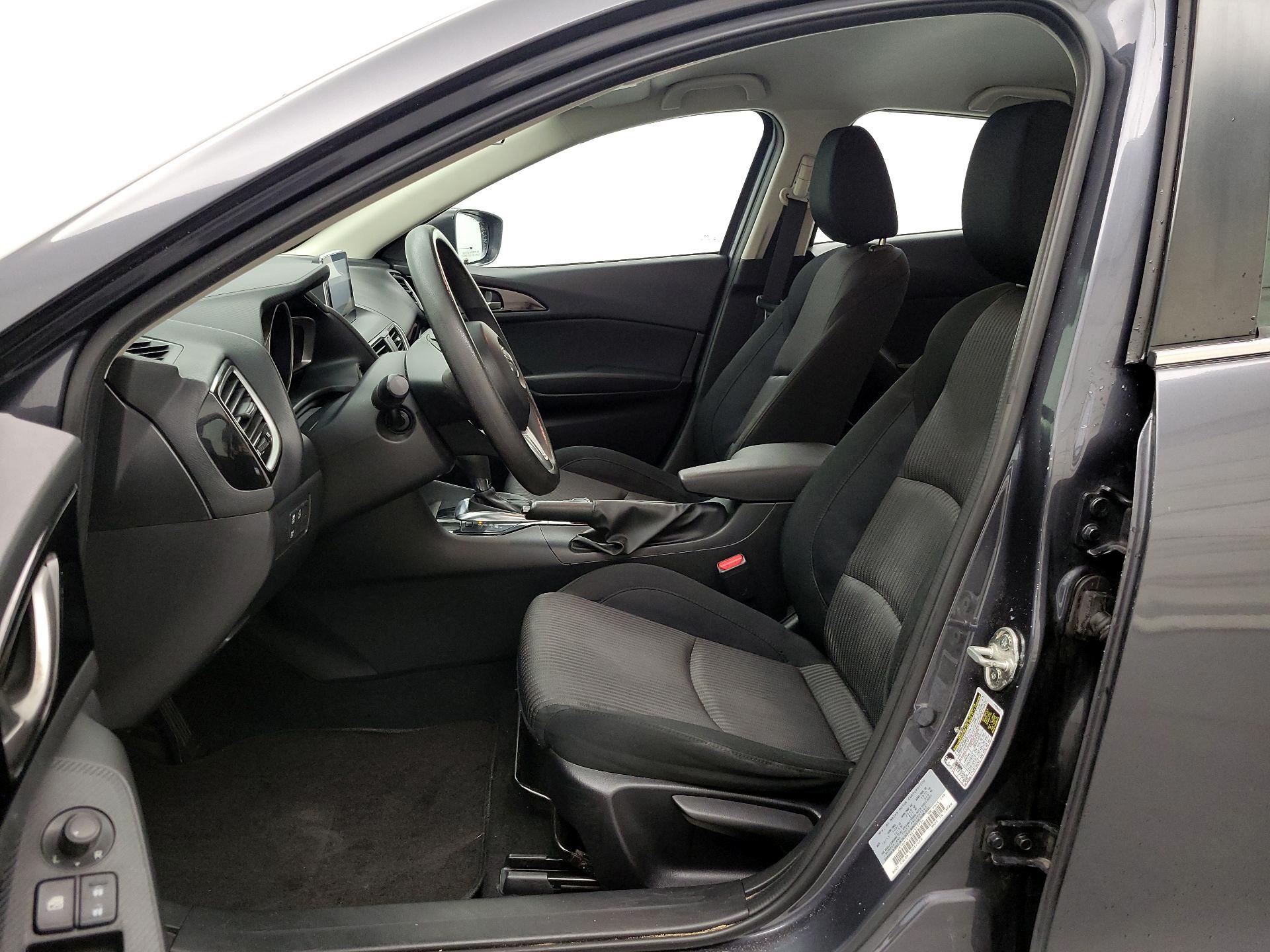 Thumbnail: 2016 Mazda Mazda3 - 11