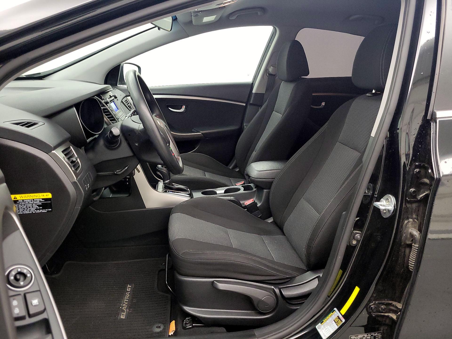 Thumbnail: 2016 Hyundai Elantra - 11