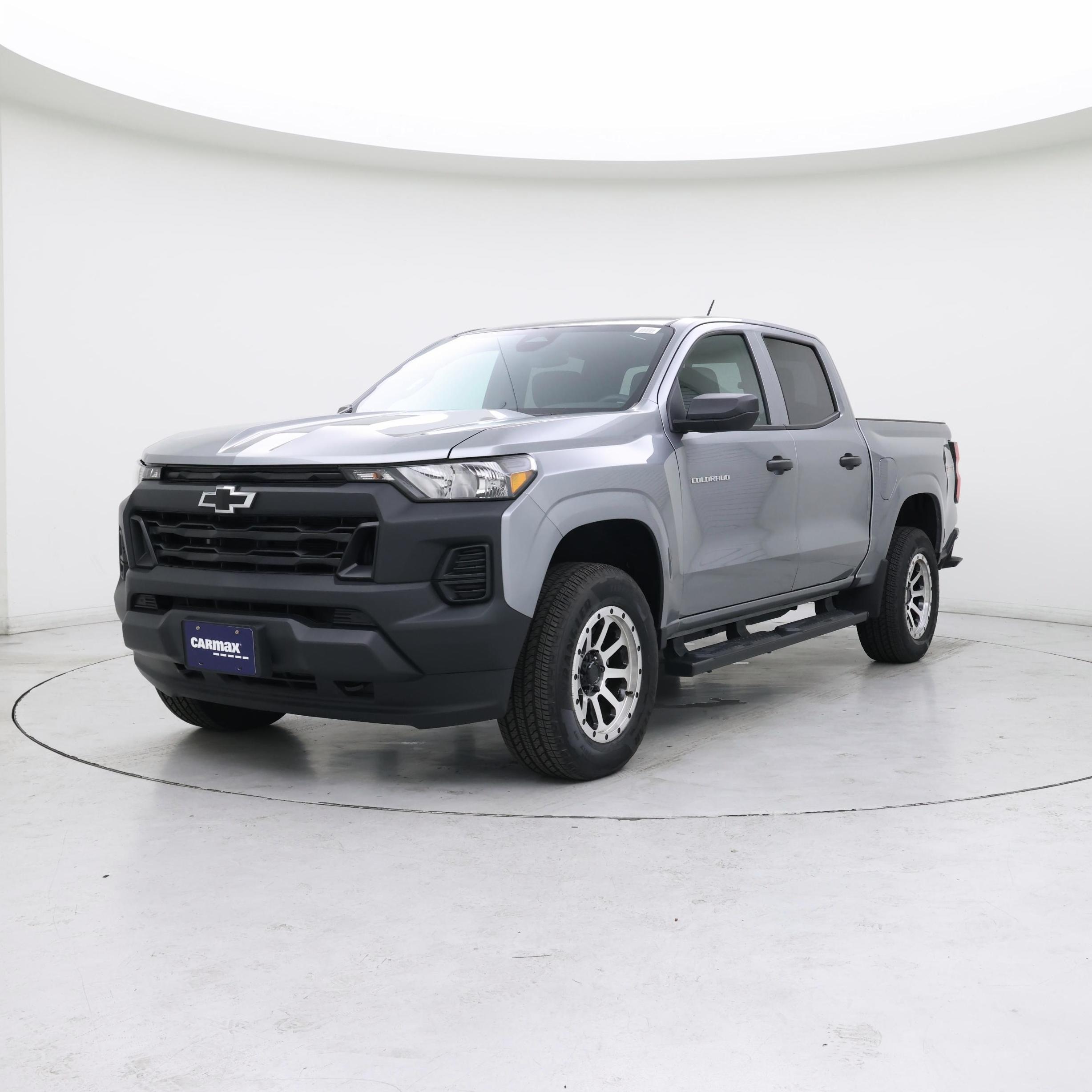 Thumbnail: 2024 Chevrolet Colorado - 4