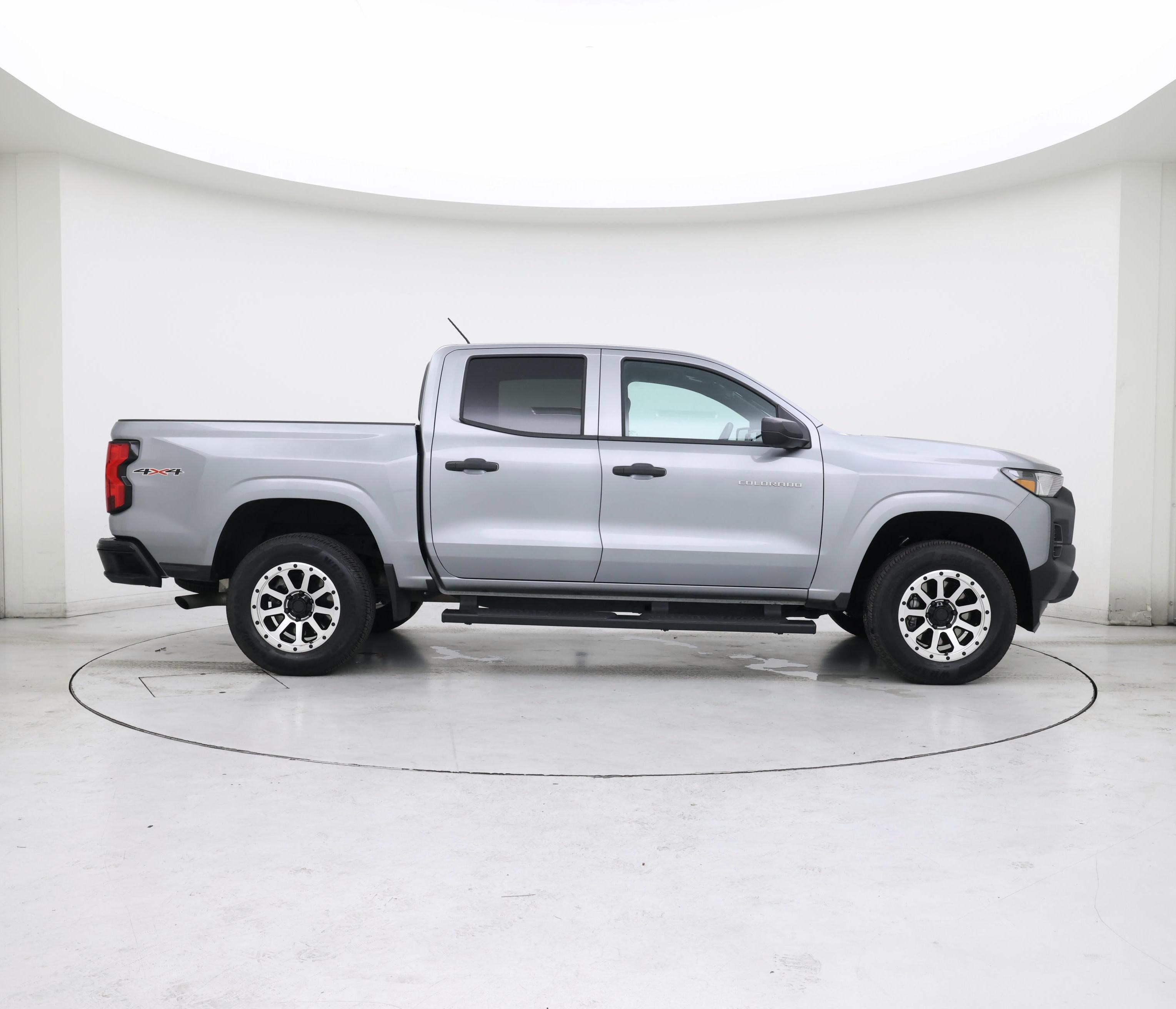 Thumbnail: 2024 Chevrolet Colorado - 7