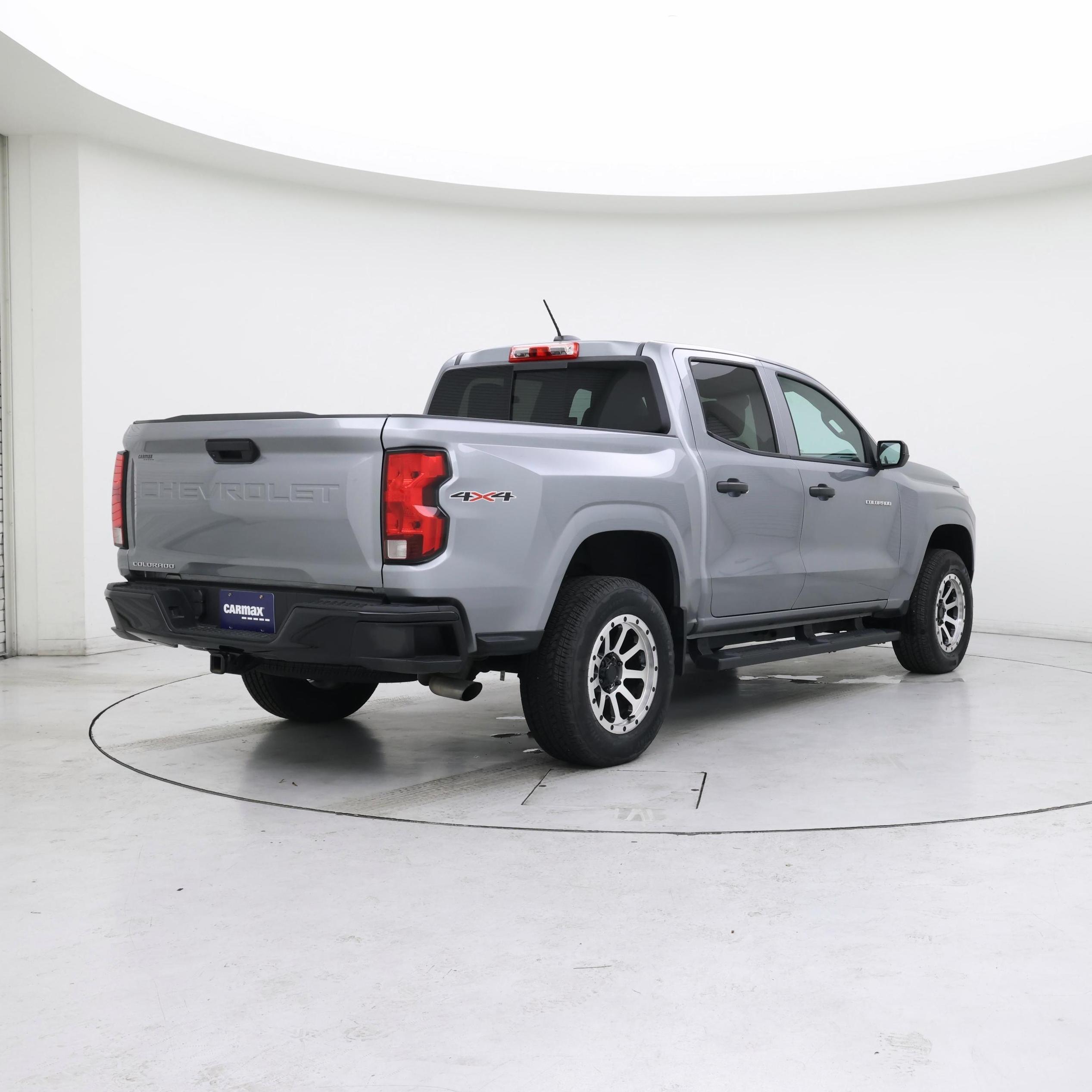 Thumbnail: 2024 Chevrolet Colorado - 8