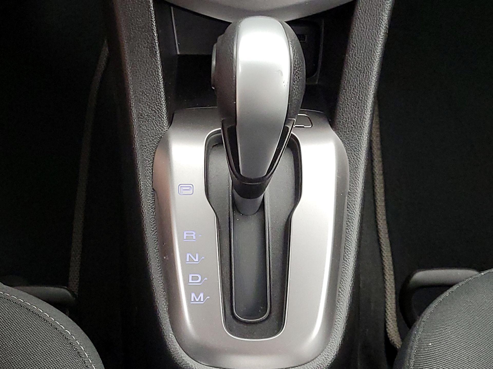 Thumbnail: 2017 Chevrolet Sonic - 17
