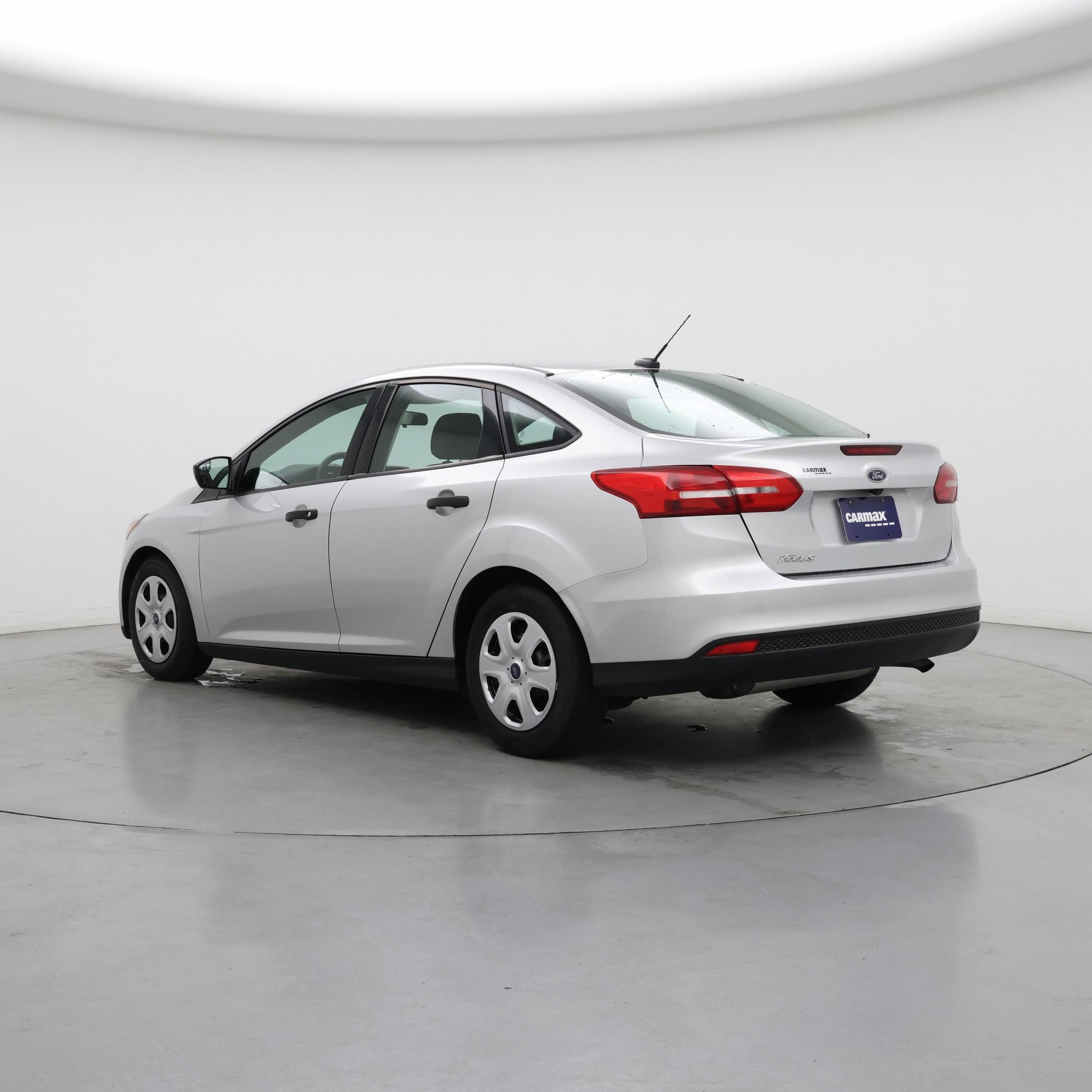 Thumbnail: 2017 Ford Focus - 2