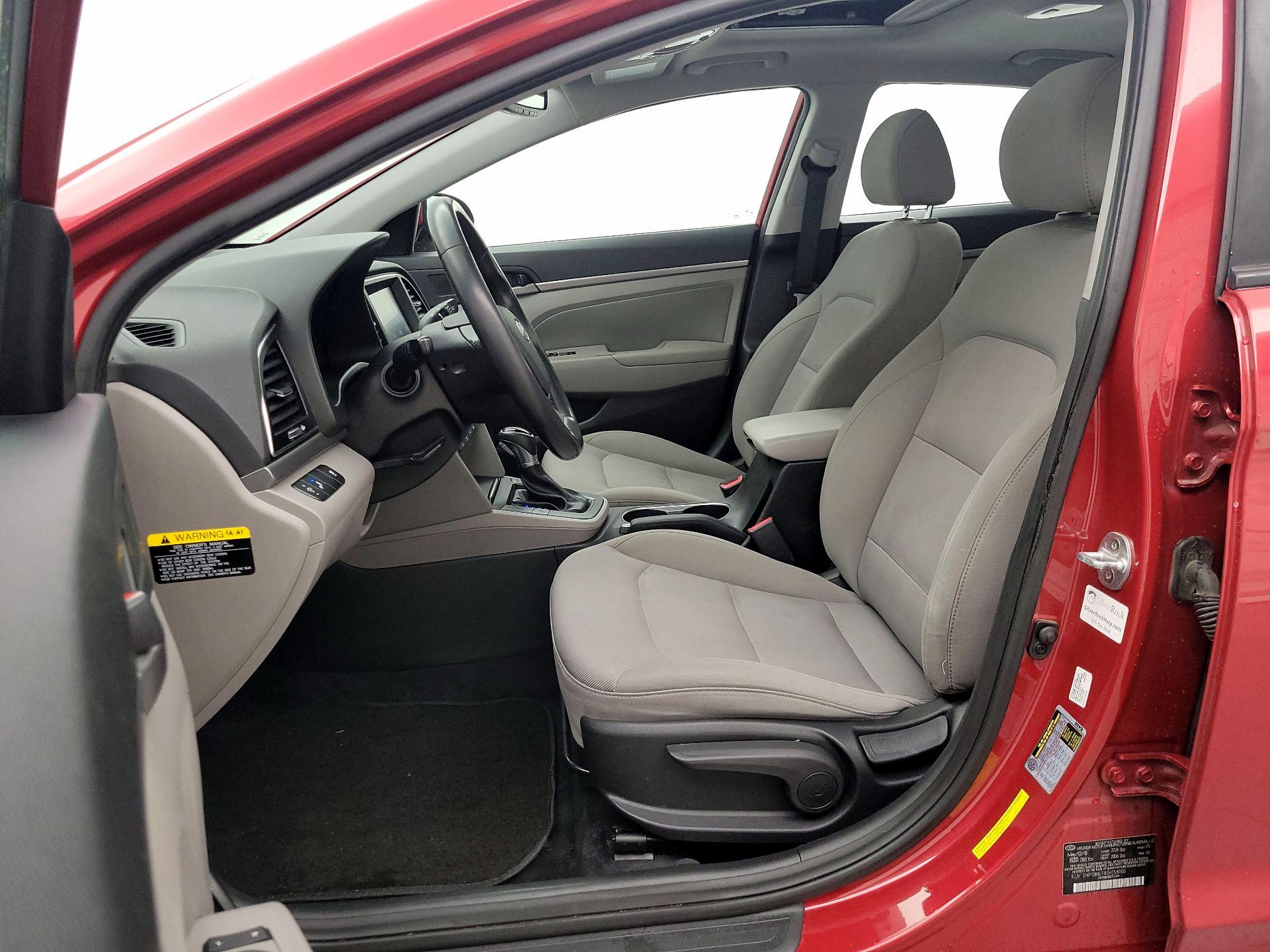 Thumbnail: 2018 Hyundai Elantra - 11