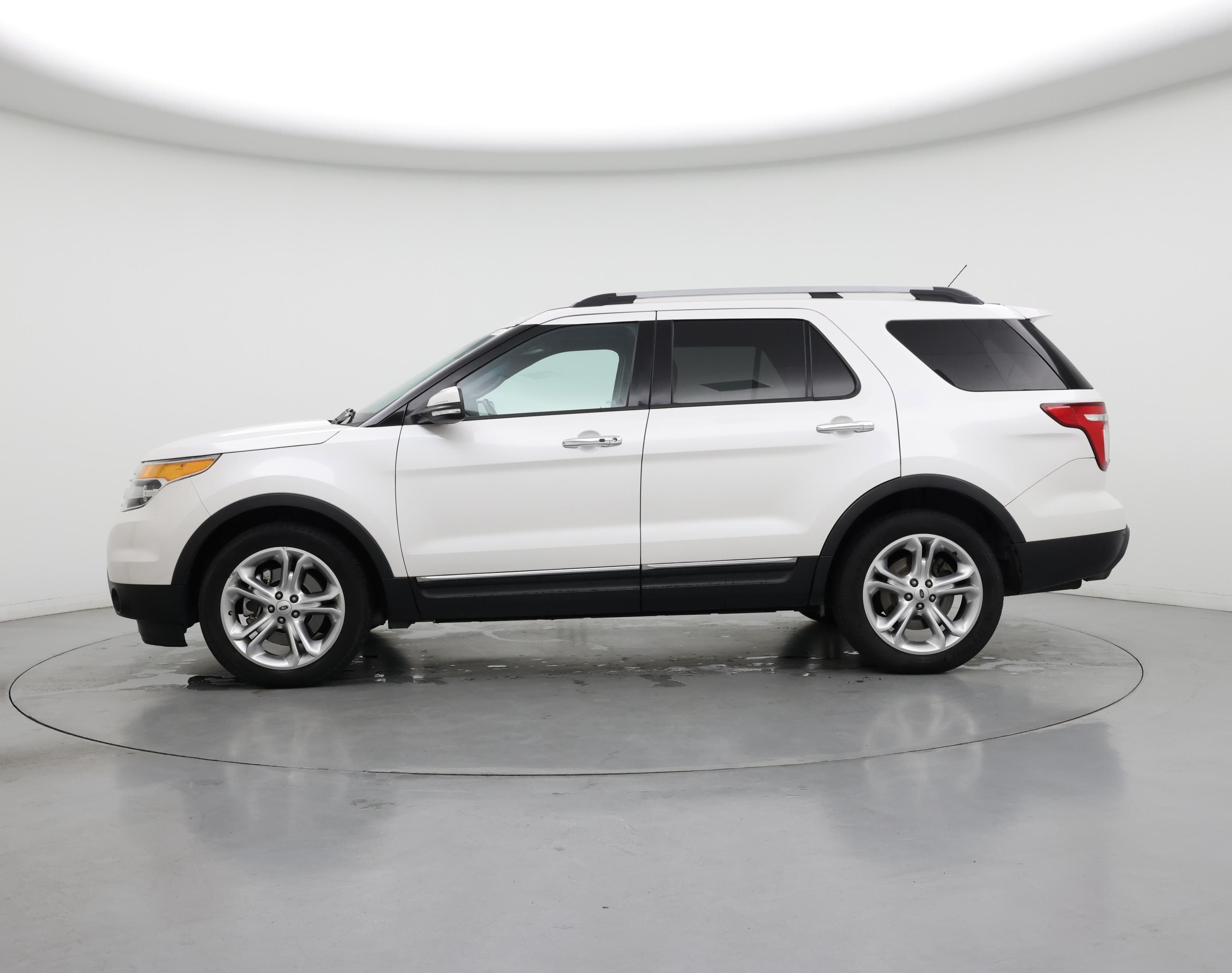 Thumbnail: 2014 Ford Explorer - 3