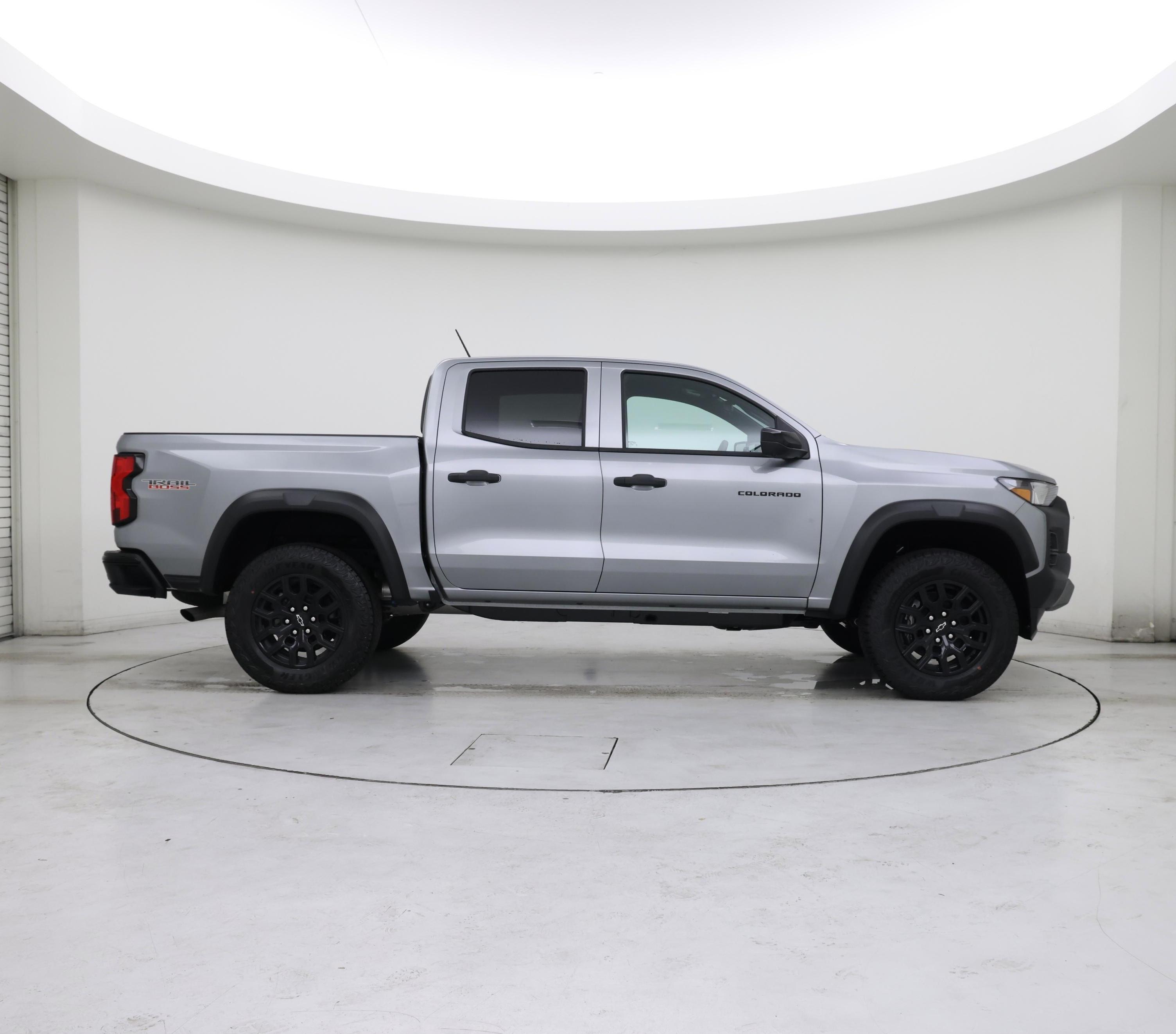 Thumbnail: 2024 Chevrolet Colorado - 7
