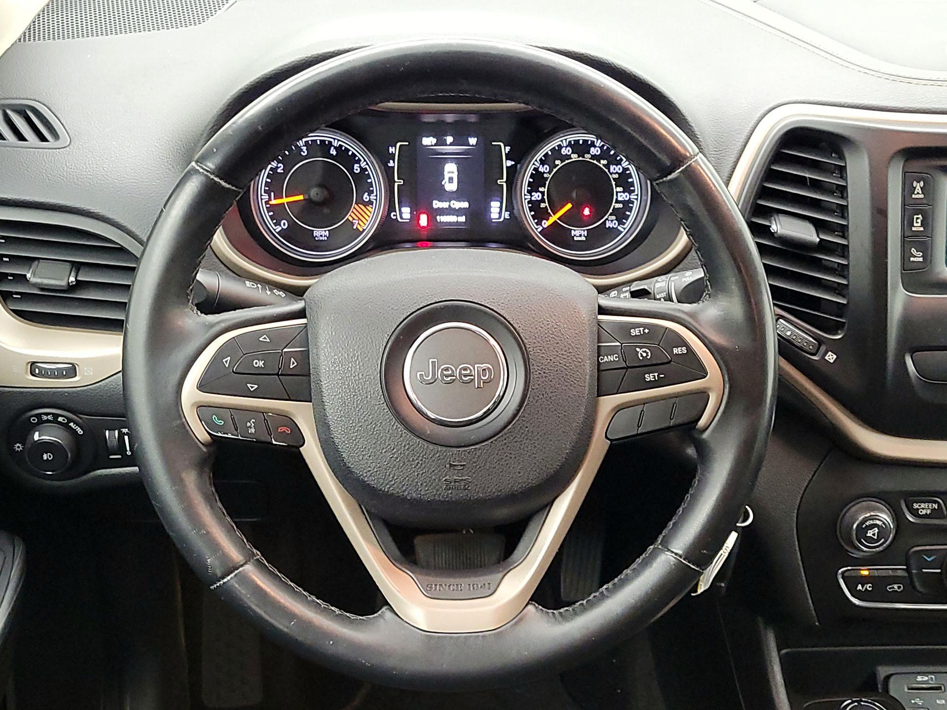 Thumbnail: 2015 Jeep Cherokee - 10