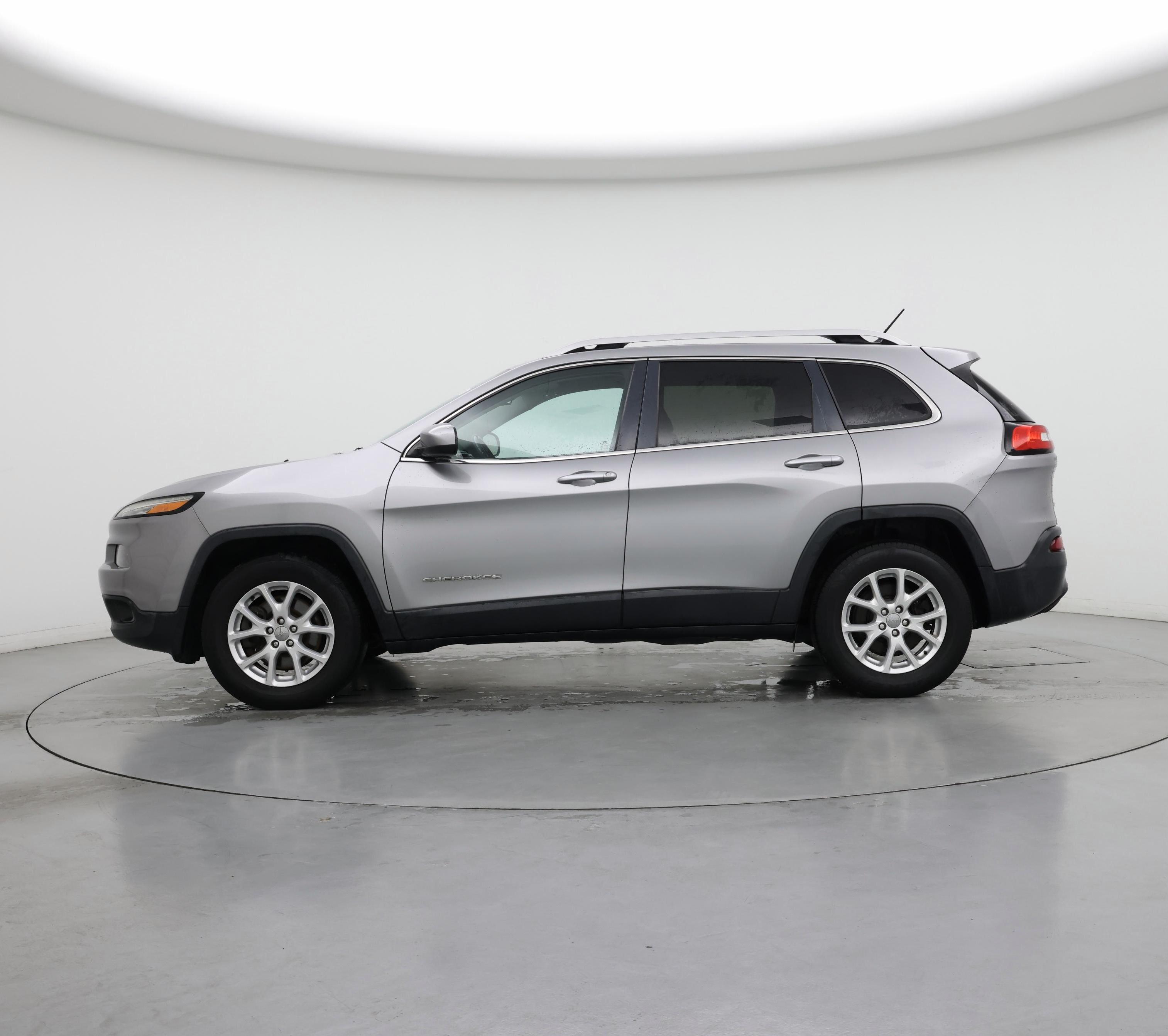 Thumbnail: 2015 Jeep Cherokee - 3