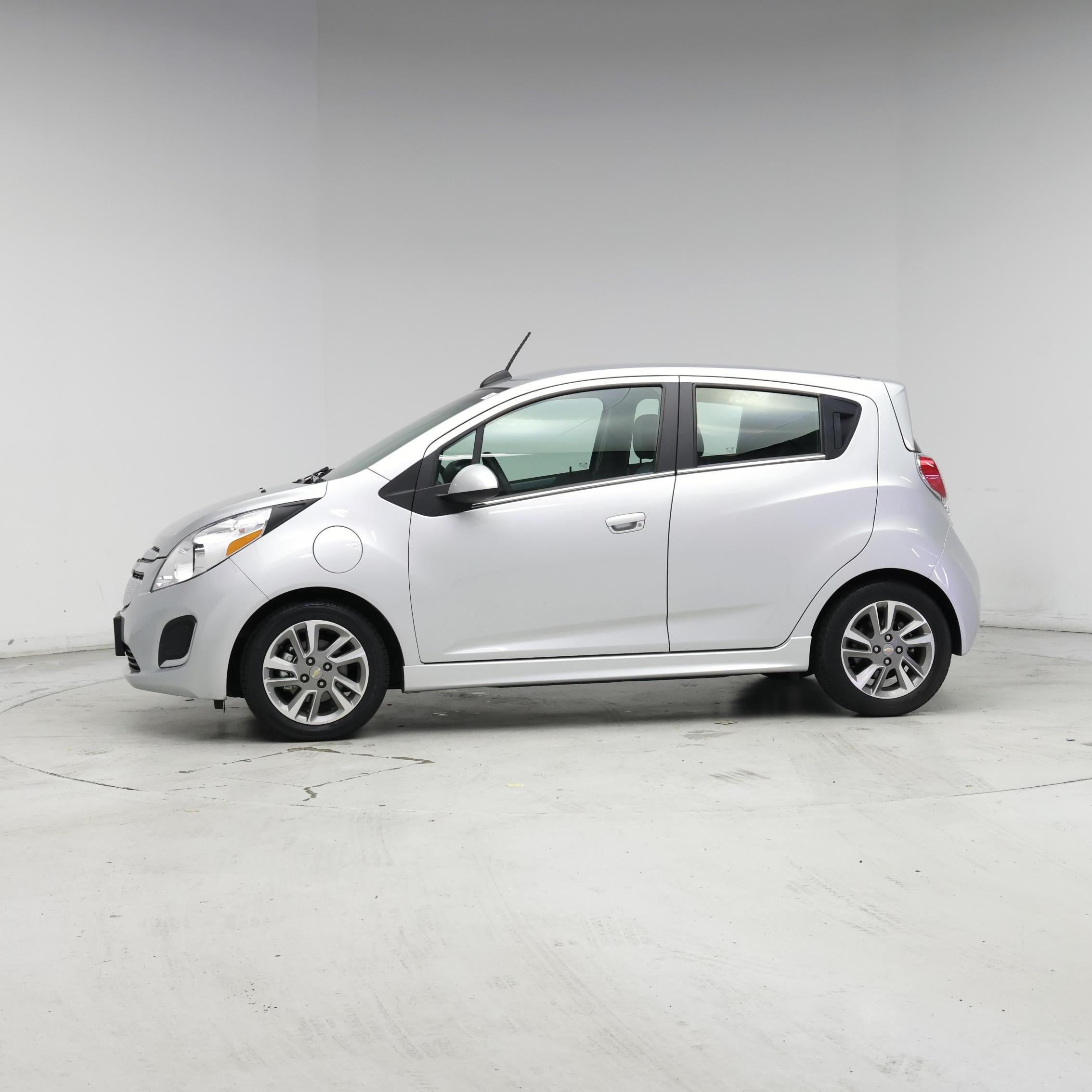 Thumbnail: 2016 Chevrolet Spark - 3