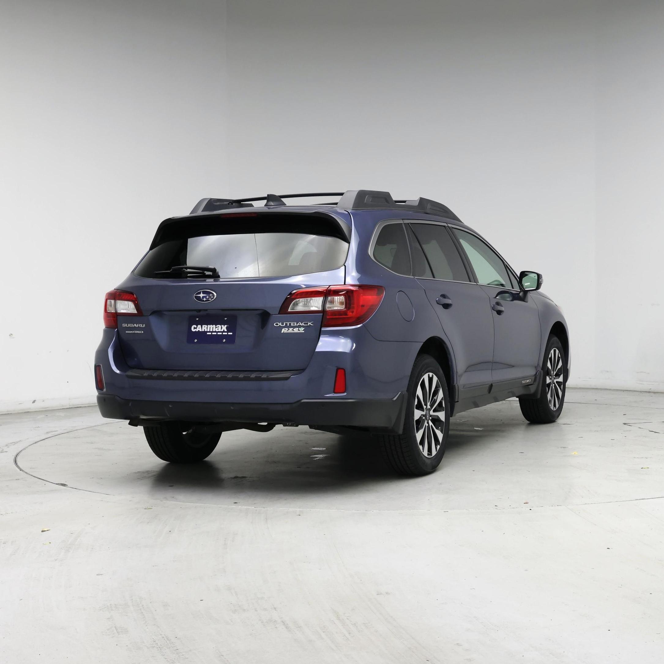 Thumbnail: 2017 Subaru Outback - 8
