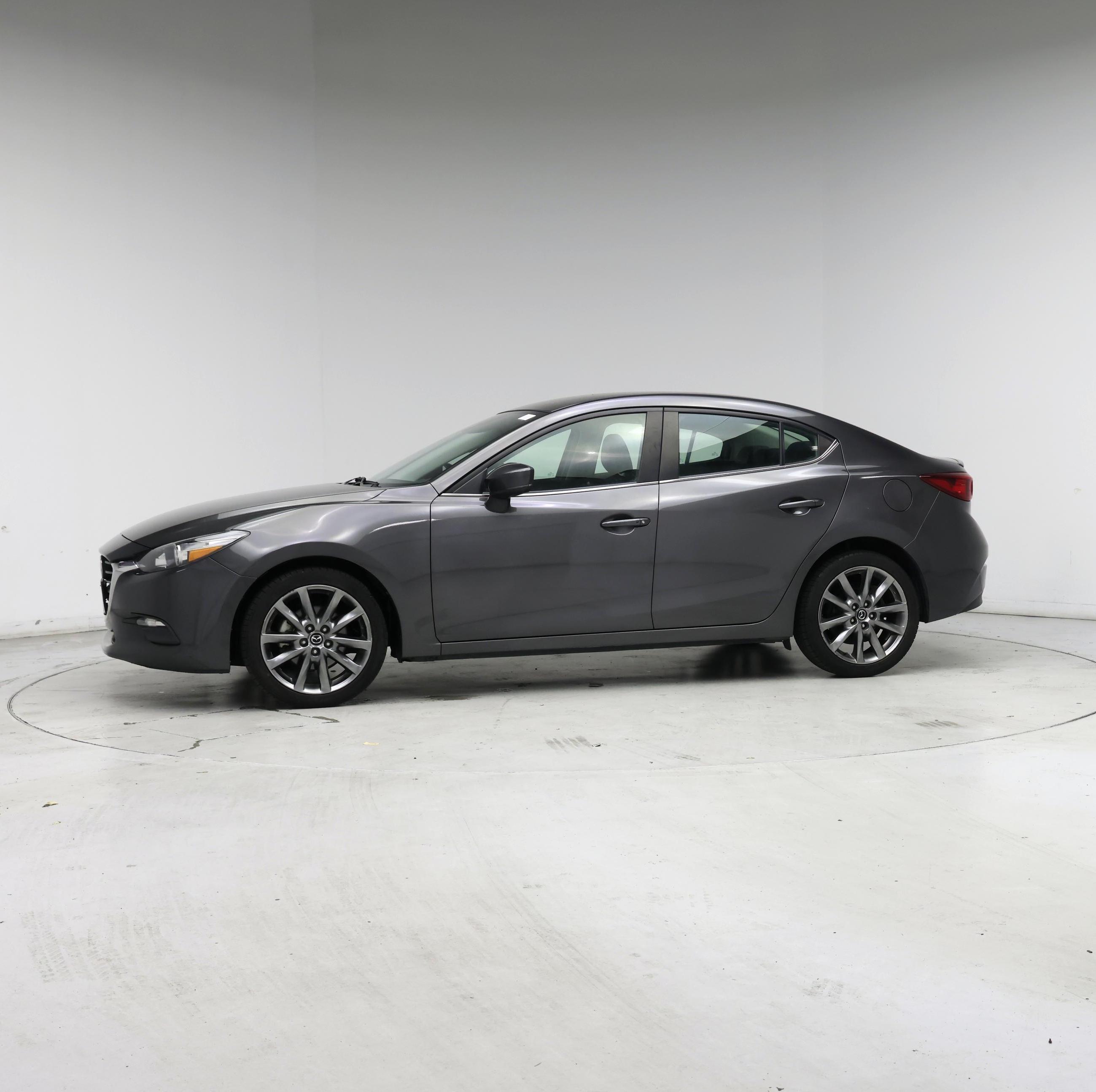 Thumbnail: 2018 Mazda Mazda3 - 3