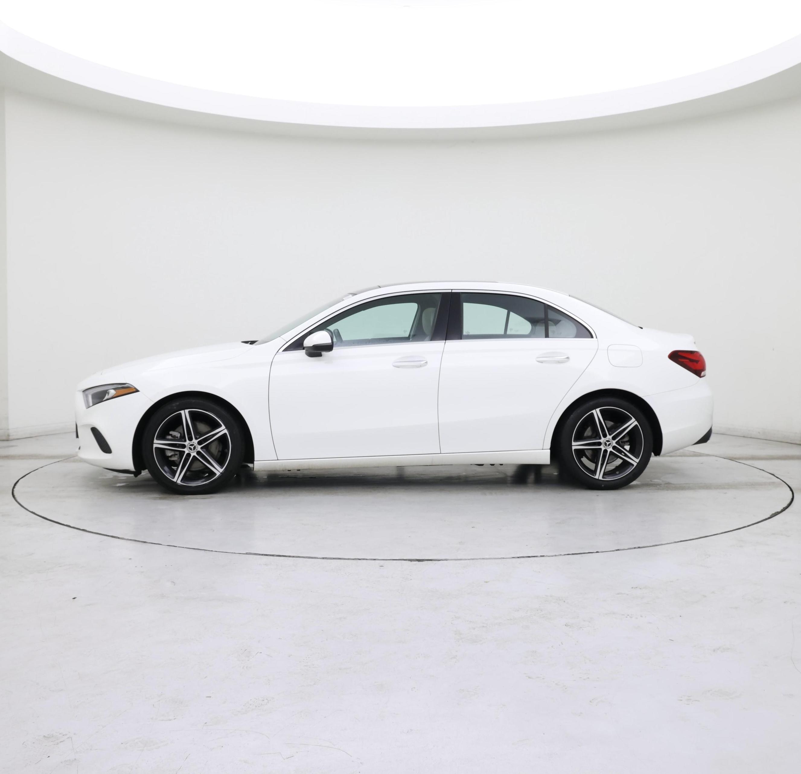 Thumbnail: 2021 Mercedes-Benz A-Class - 3