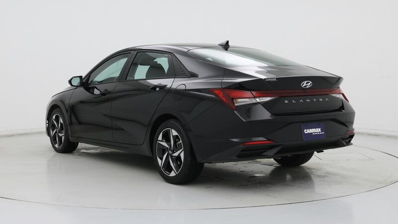 2023 Hyundai Elantra SEL 2