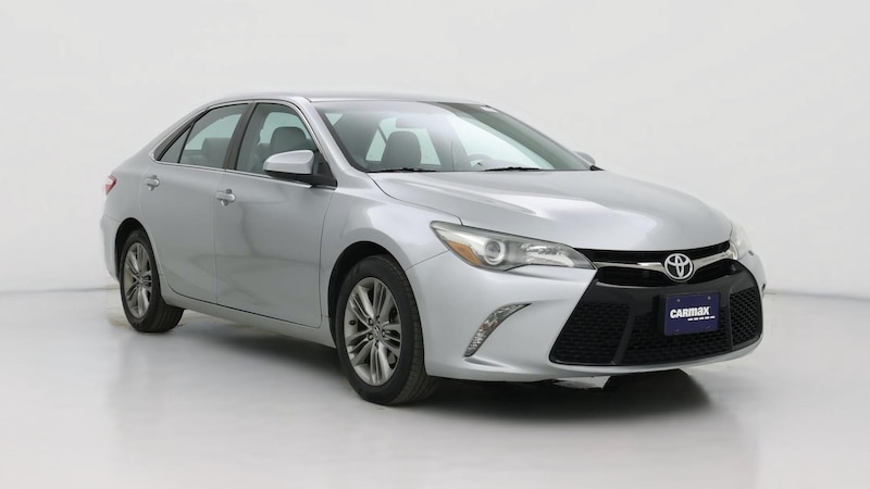 2015 Toyota Camry SE Hero Image