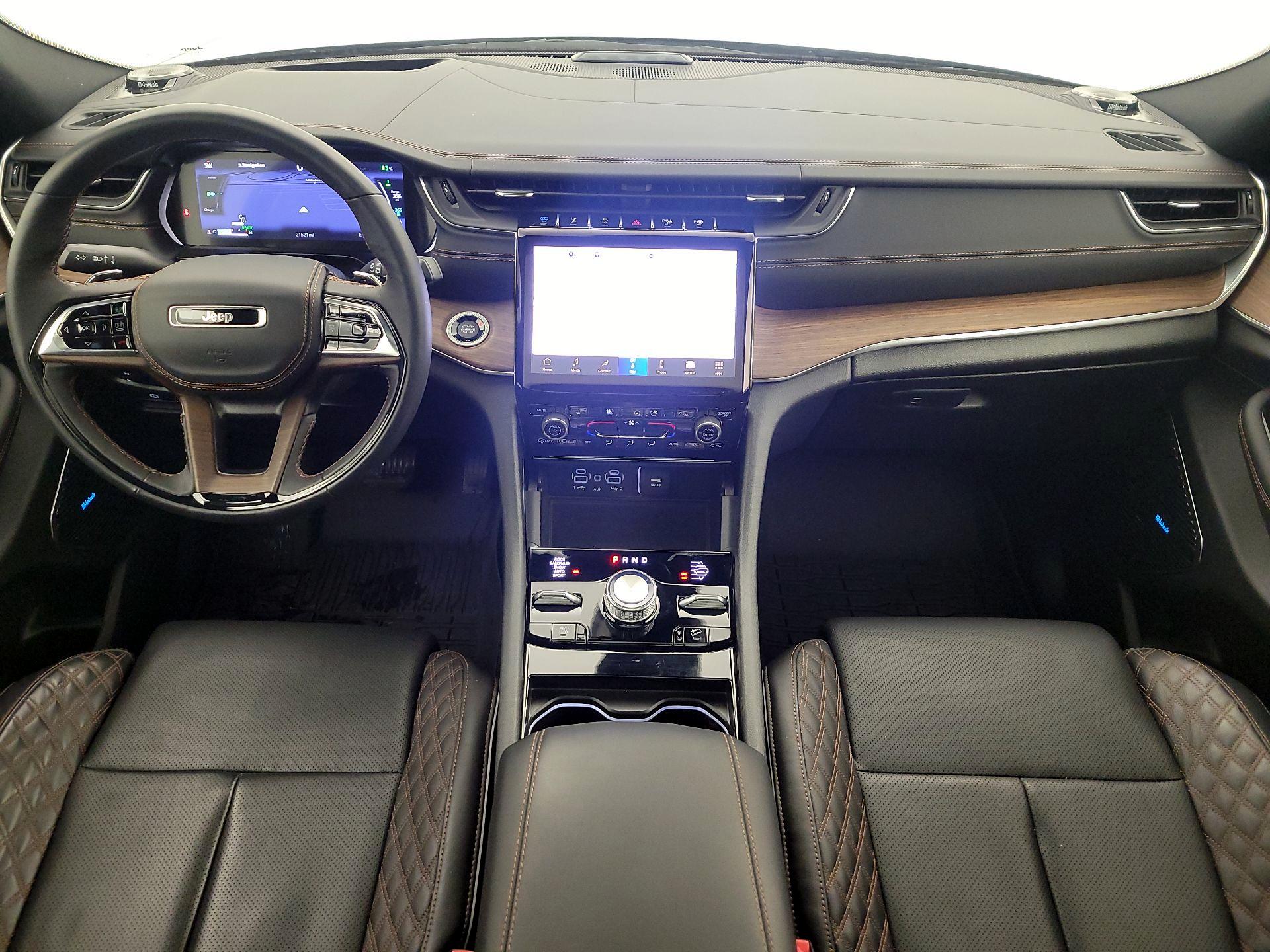 Thumbnail: 2022 Jeep Grand Cherokee - 9