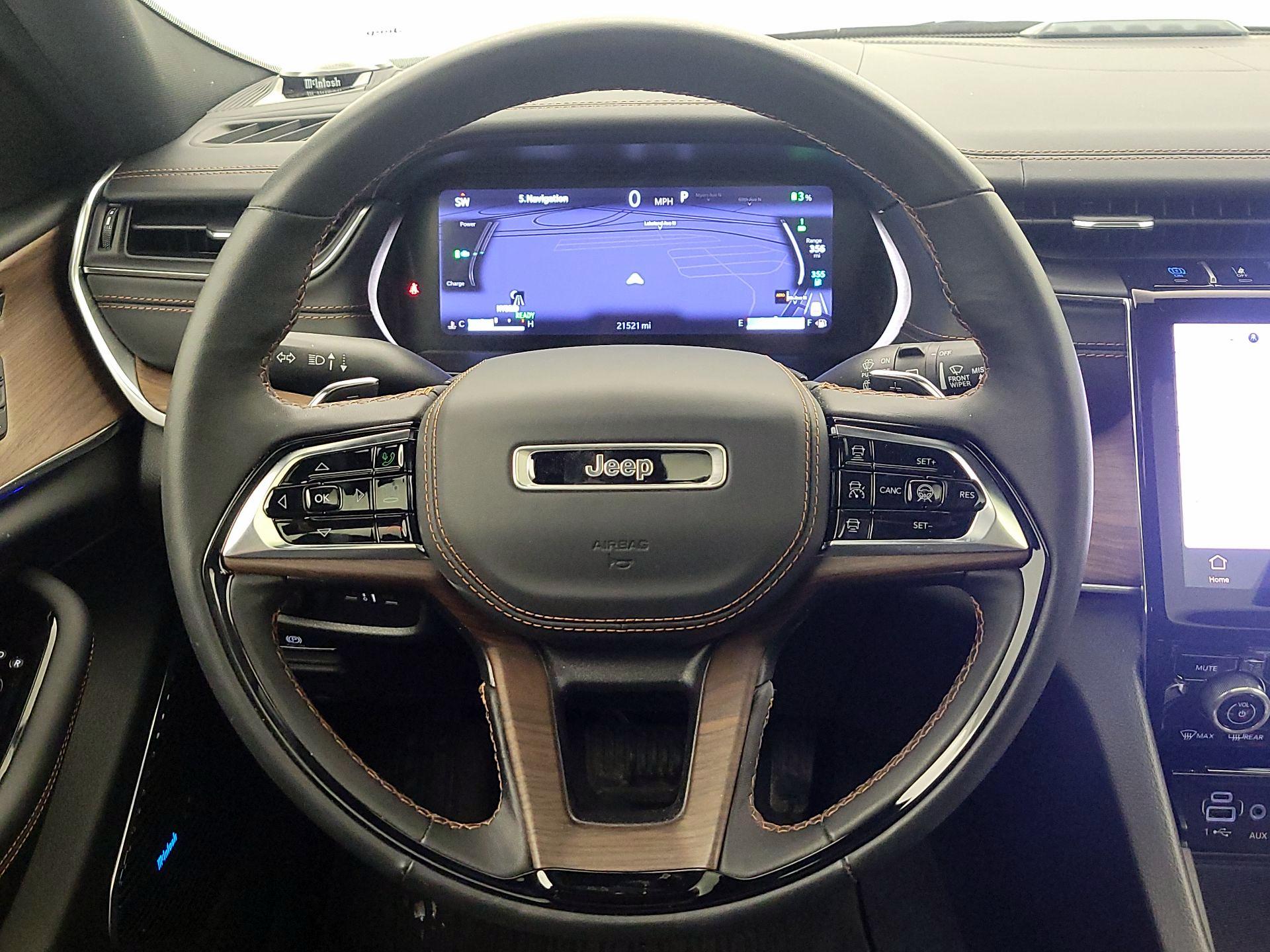 Thumbnail: 2022 Jeep Grand Cherokee - 10