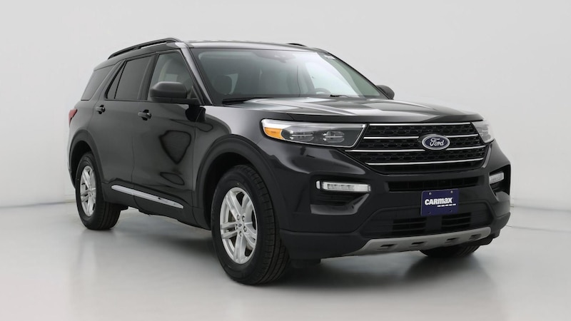2023 Ford Explorer XLT Hero Image