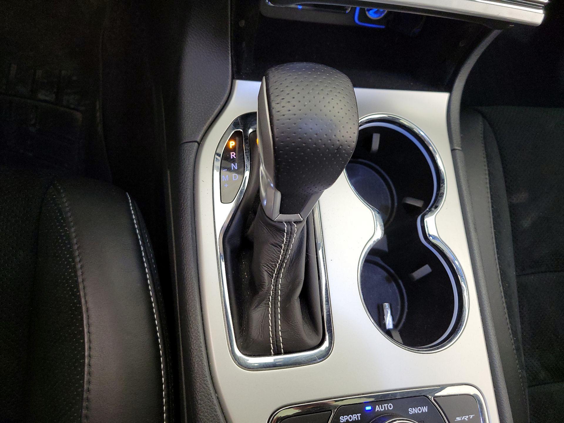 Thumbnail: 2016 Jeep Grand Cherokee - 18
