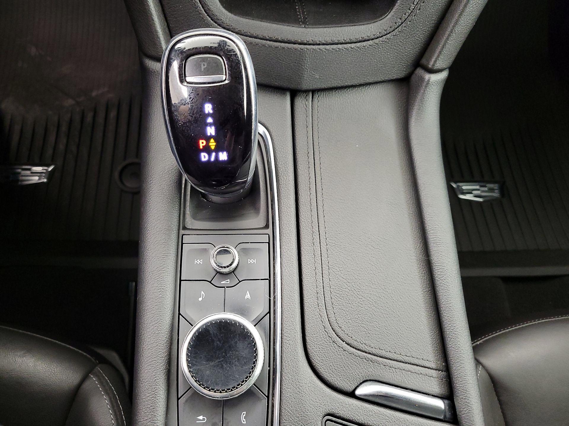 Thumbnail: 2021 Cadillac XT5 - 18